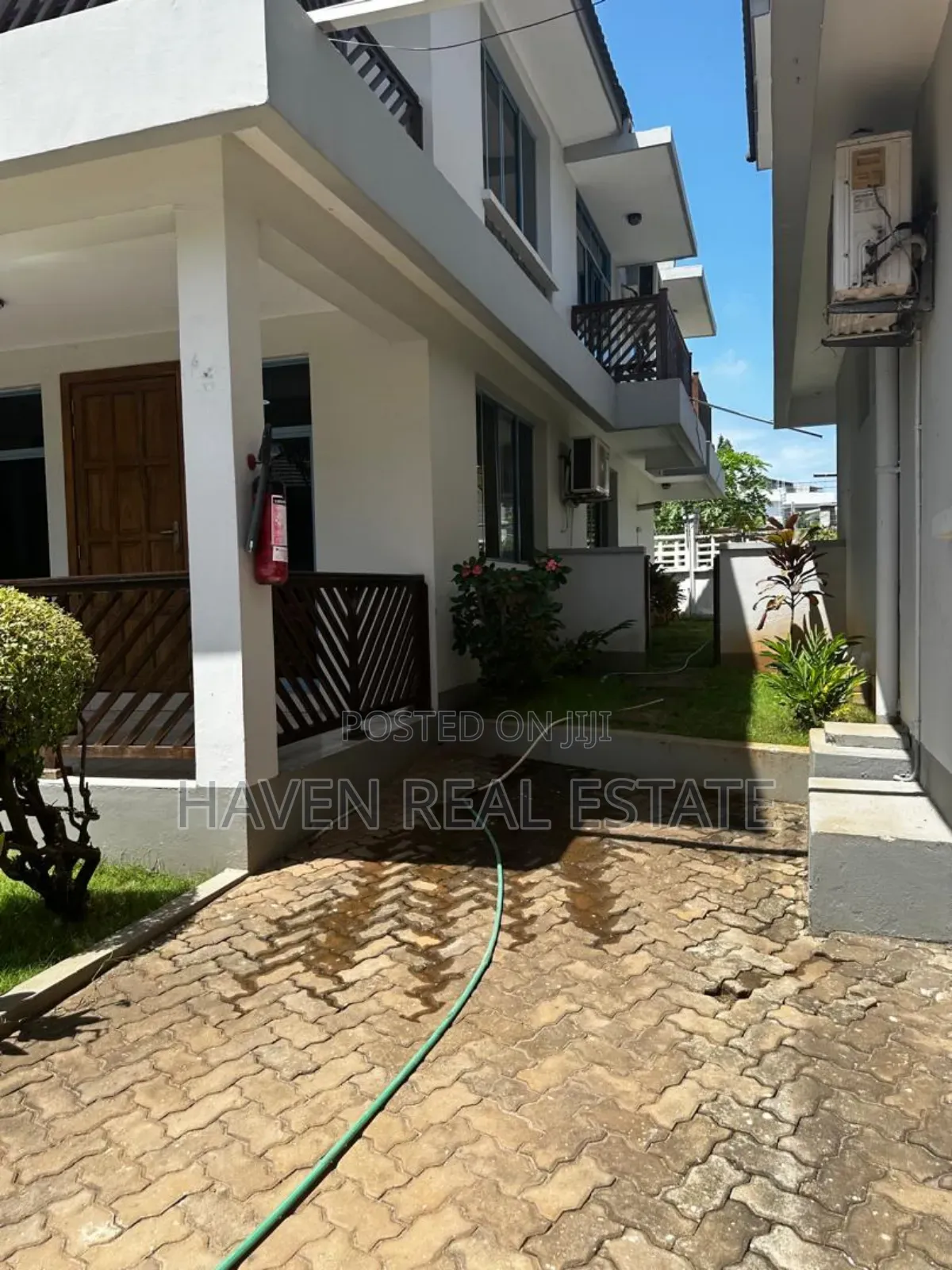 Furnished 3bdrm Villa in Masaki for rent in Masaki