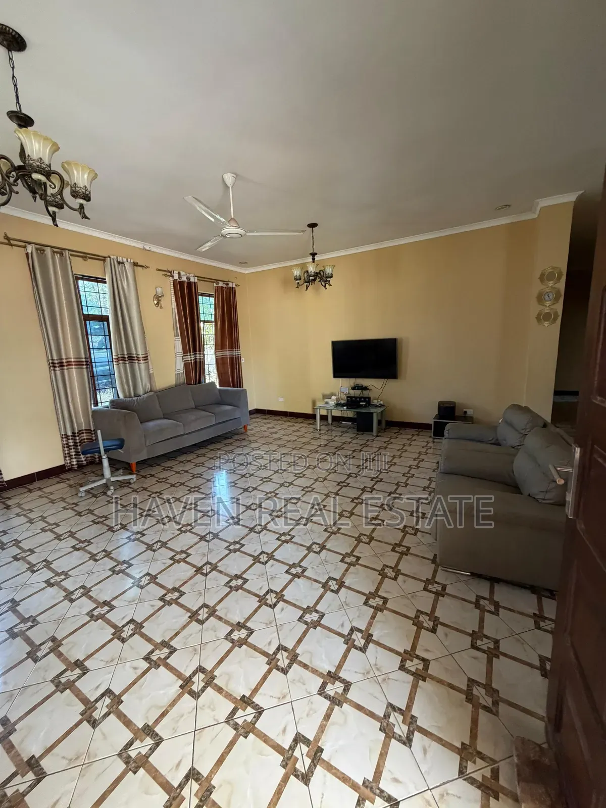 3bdrm House in Msasani for rent in Msasani