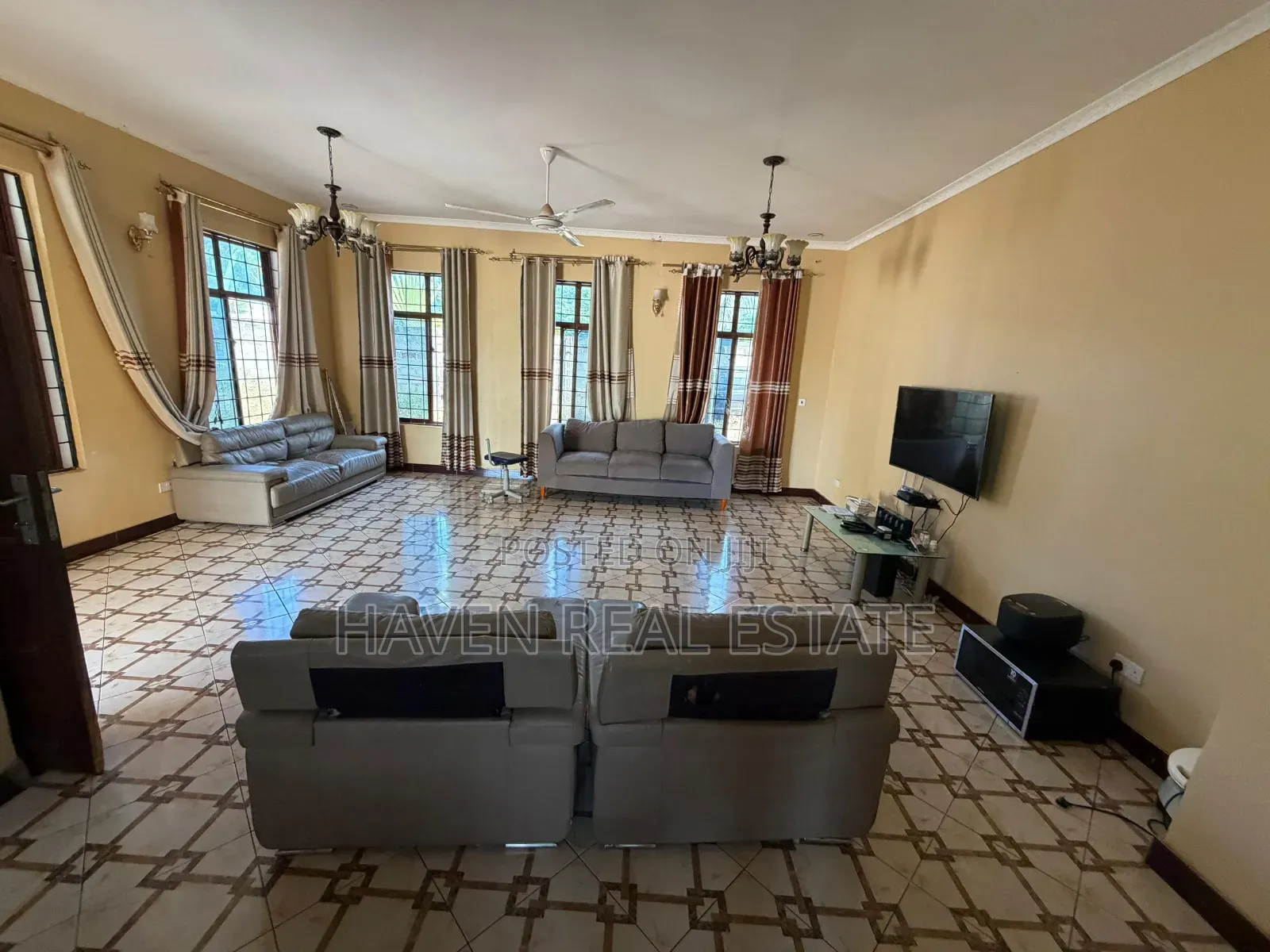 3bdrm House in Msasani for rent in Msasani