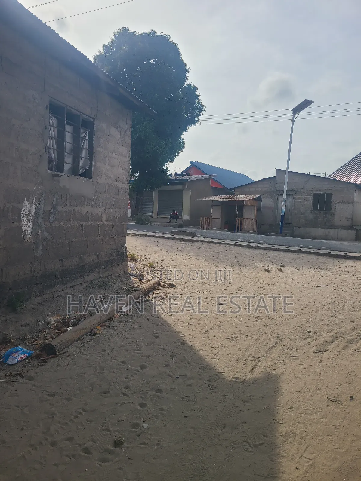 Kiwanja Kinaangalia Lami Kinauzwa Mbagala Kuu in Mbagala Kuu