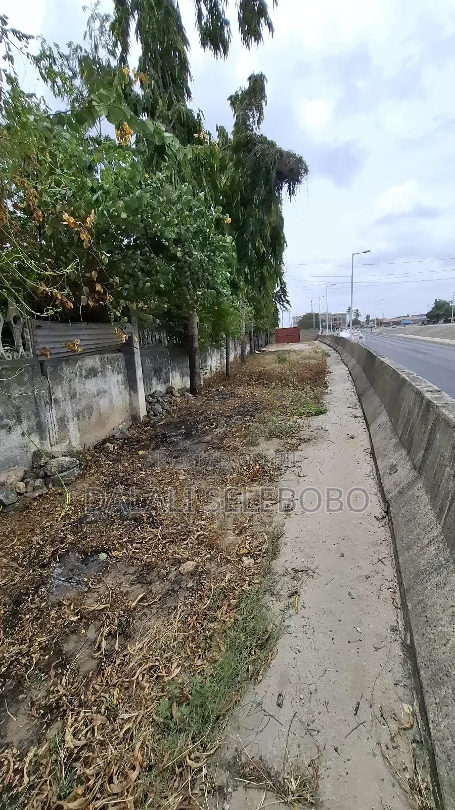 Plot With House at Kurasini Factory Area in Kurasini