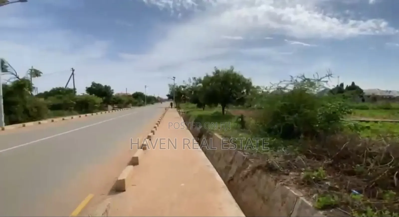 *Kiwanja Cha Kwanza Lami Kinauzwa Ipagala East, Dodoma Mjini* in Dodoma Rural