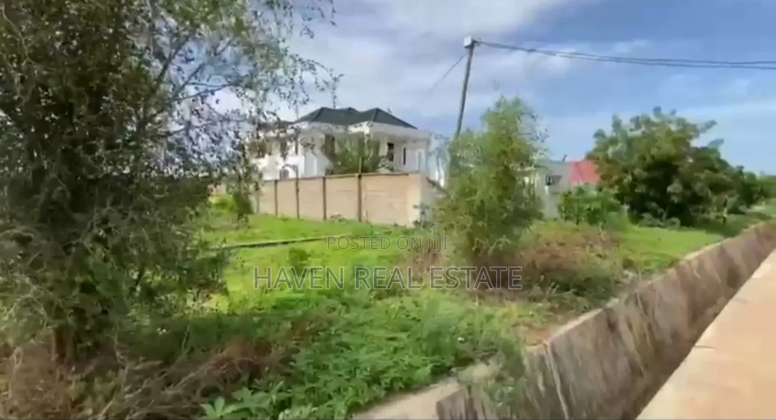 *Kiwanja Cha Kwanza Lami Kinauzwa Ipagala East, Dodoma Mjini* in Dodoma Rural