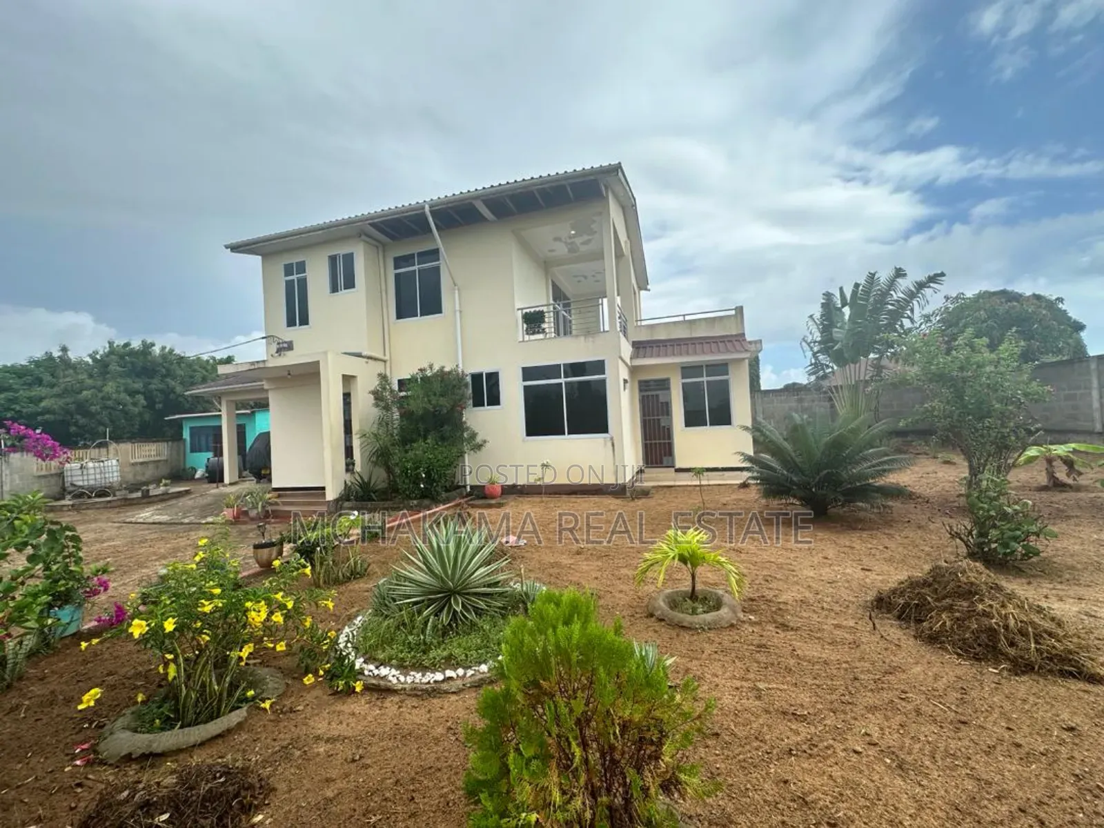 4bdrm Block of Flats in Mchakama Real Estate, Mbweni for sale in Mbweni