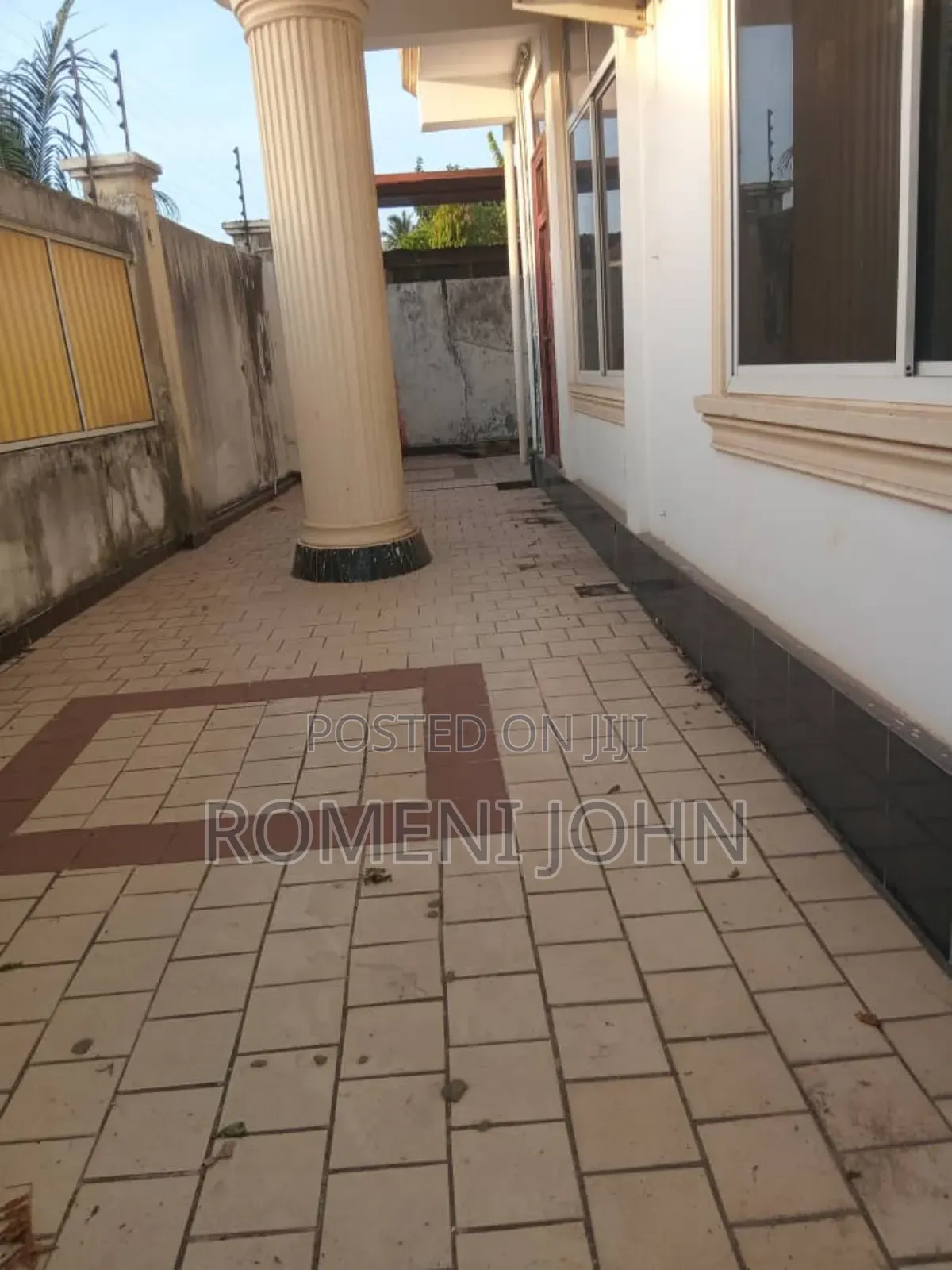 4bdrm Block of Flats in Tanzania Daresalaam, Ilala for sale in Ilala