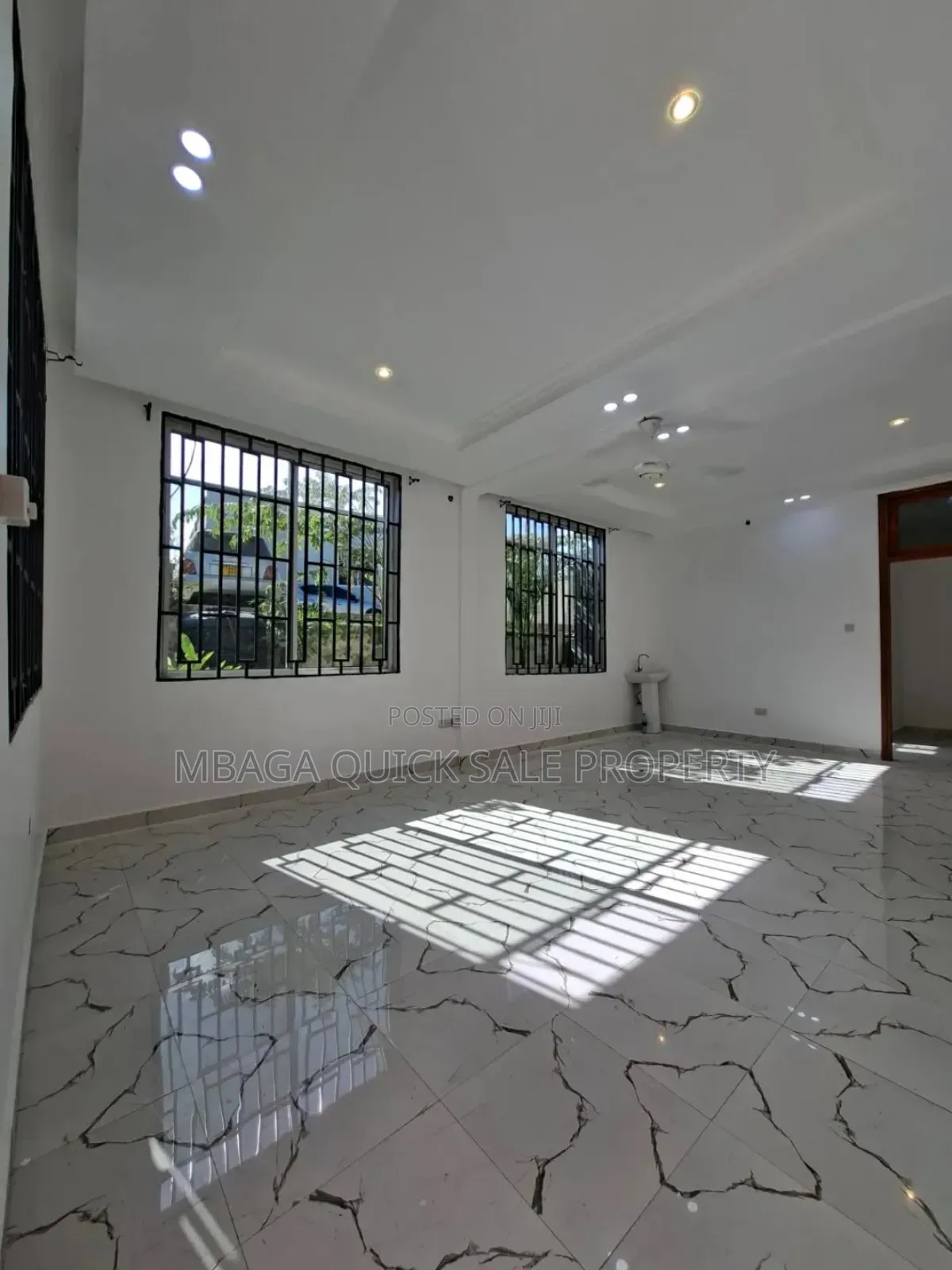3bdrm Apartment in Goba Makongo Rd for rent in Goba
