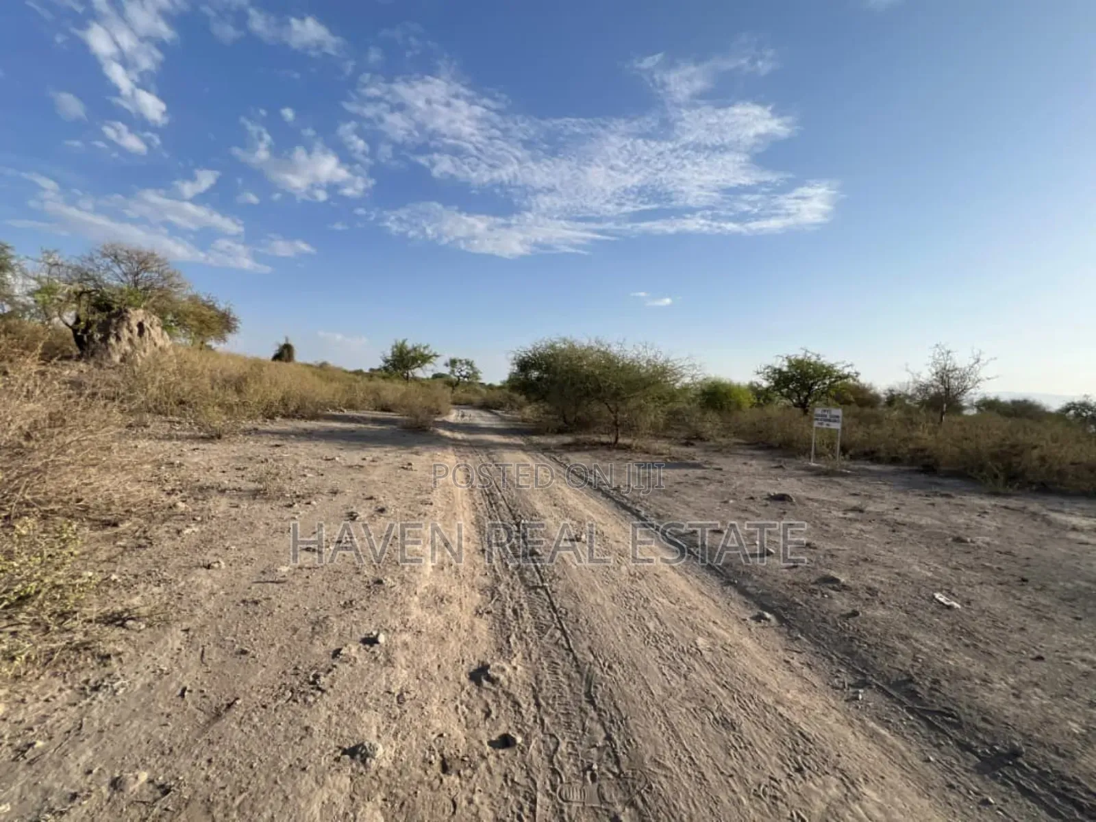 3 Acres Zenye View Ziwa Manyara Zinauzwa in Arusha