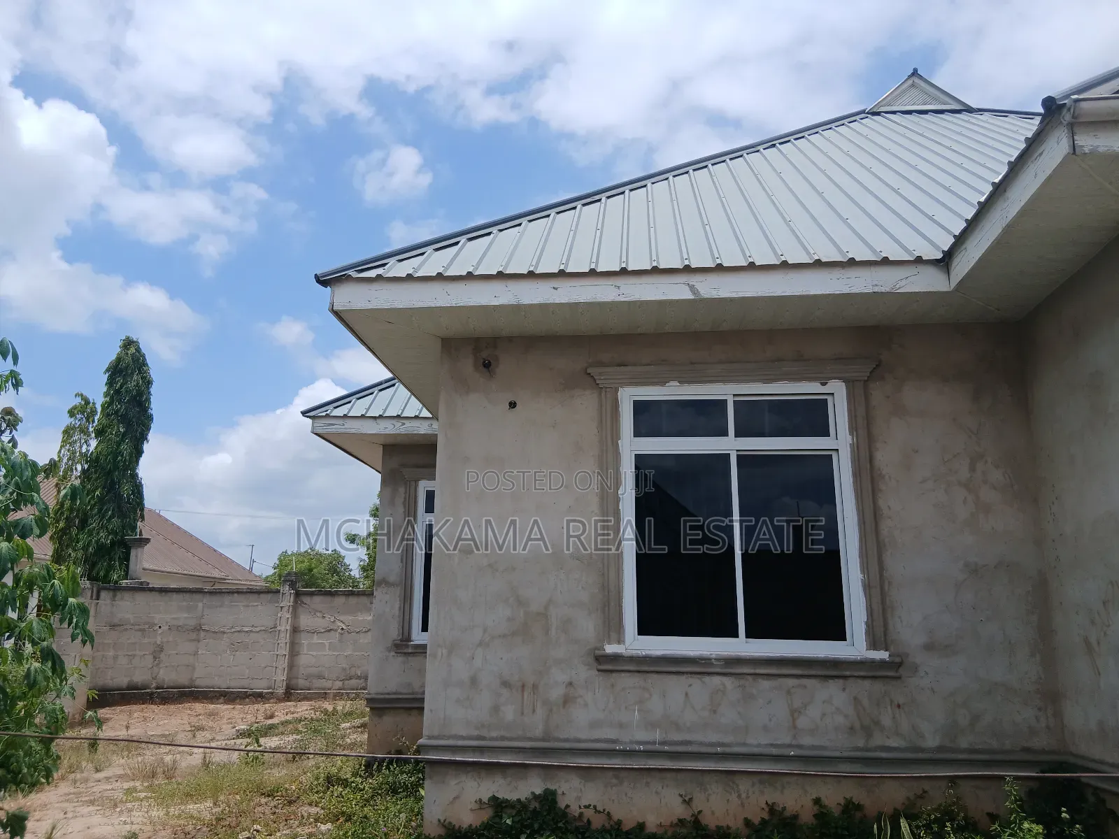 3bdrm House in Mchakama Real Estate, Mbezi for sale in Mbezi