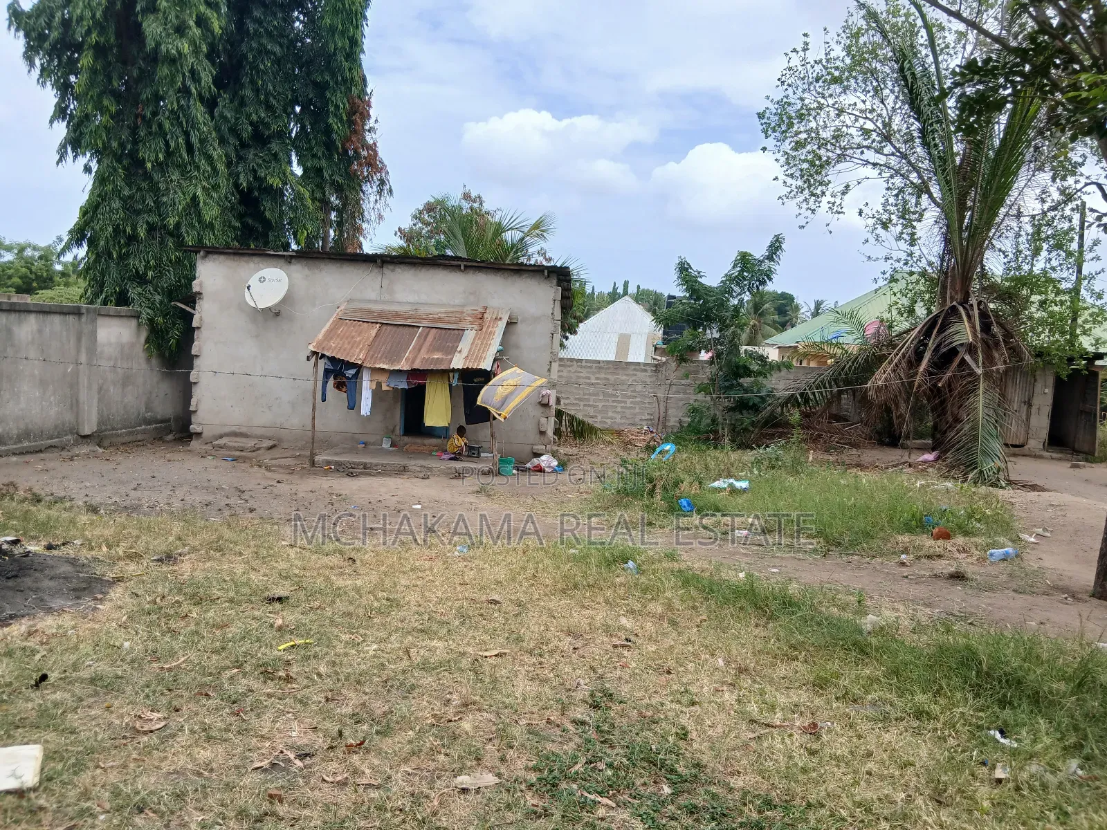 Kiwanja Kinauzwa Madale Kinatazama Barabara Ya Rami in Goba