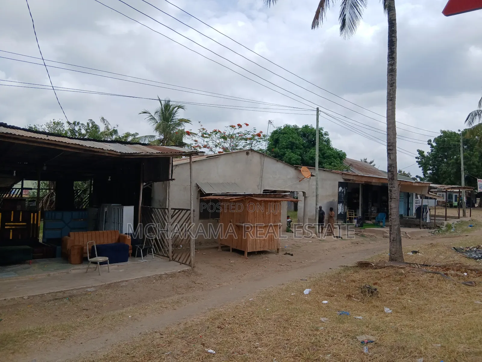 Kiwanja Kinauzwa Madale Kinatazama Barabara Ya Rami in Goba