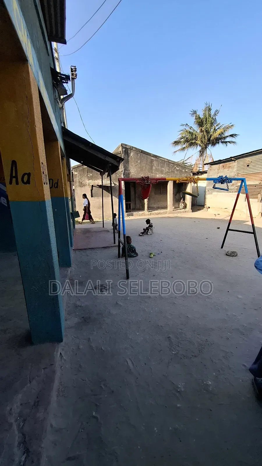 6bdrm Bungalow in Manzese for sale in Manzese