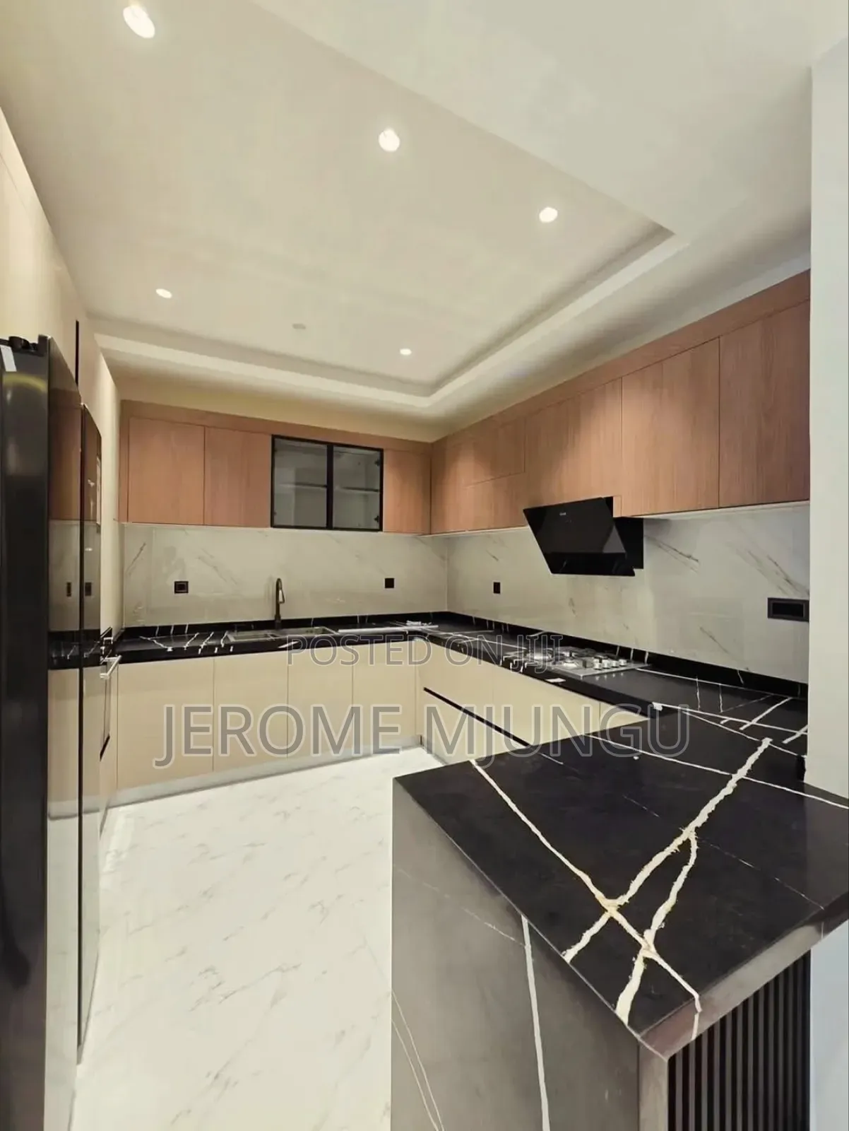 Furnished 2bdrm Apartment in Oyster Bay for sale in Oyster Bay