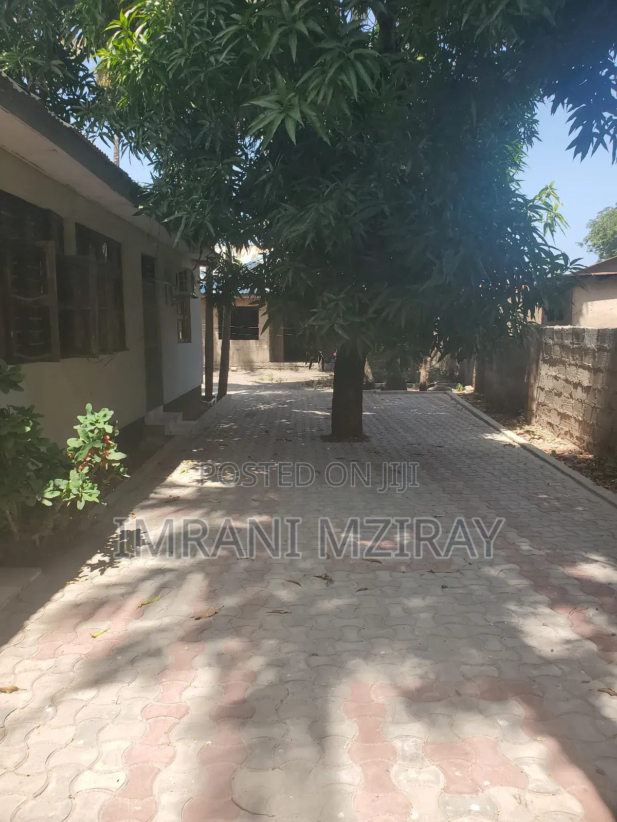 5bdrm House in Msasani for sale in Msasani