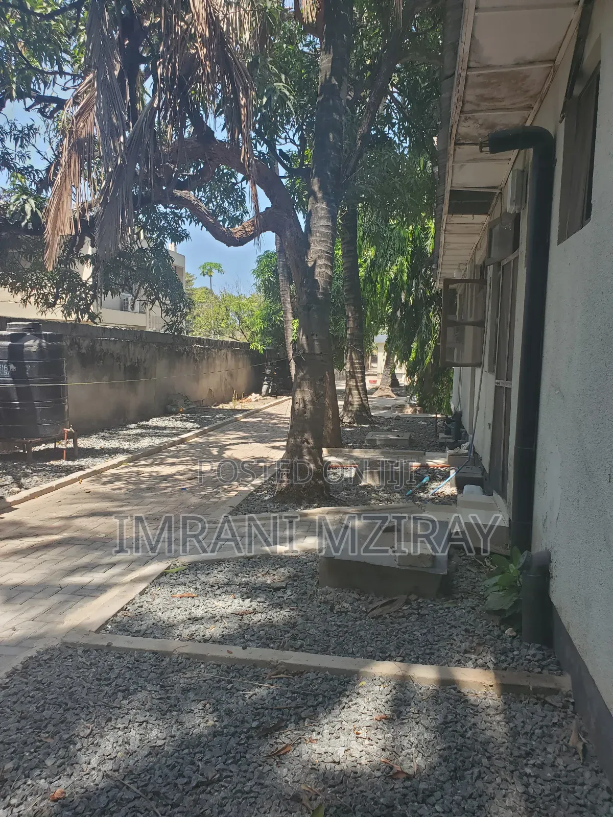 5bdrm House in Msasani for sale in Msasani