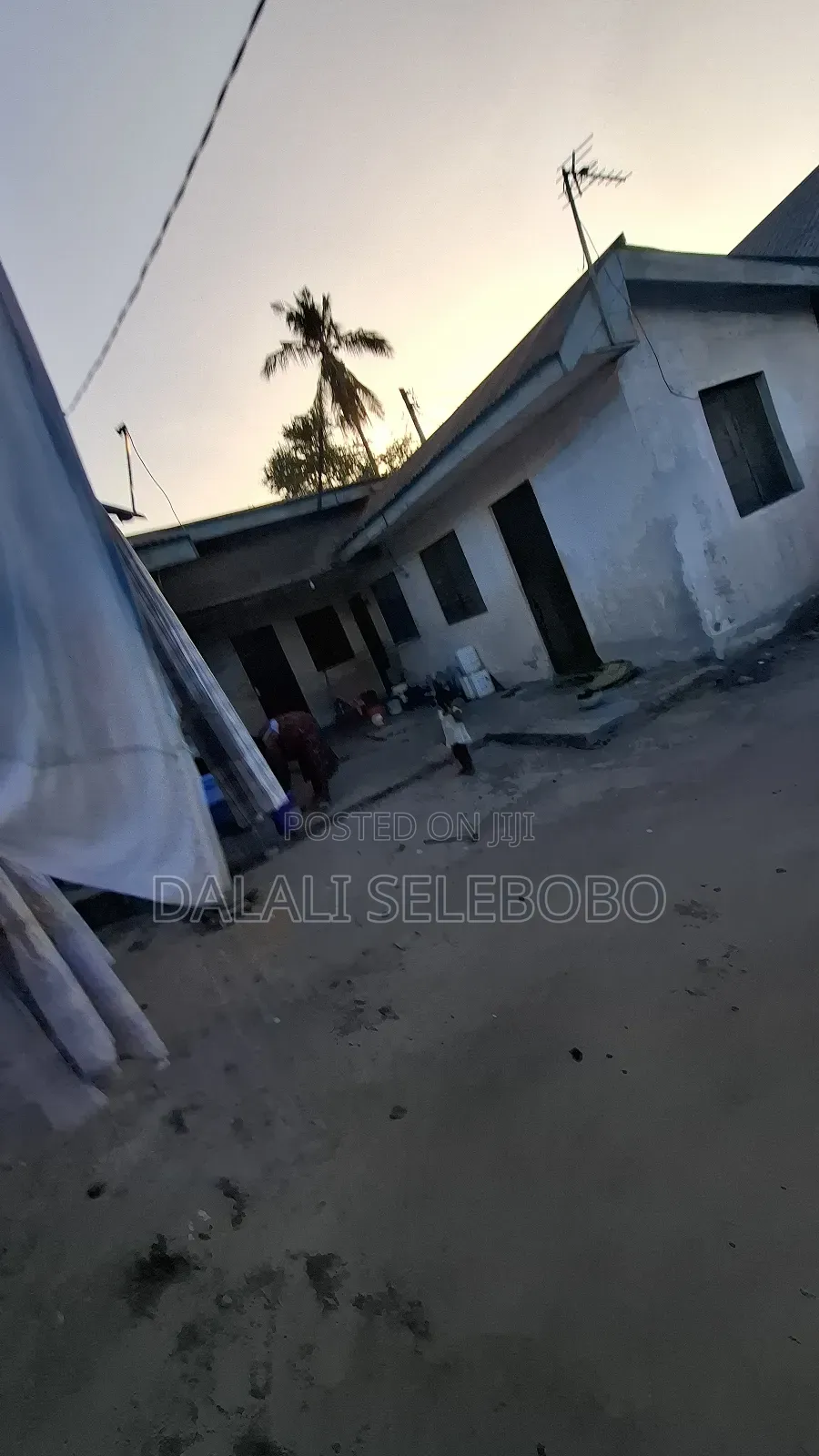5bdrm Bungalow in Mabibo Sahara for sale in Mabibo