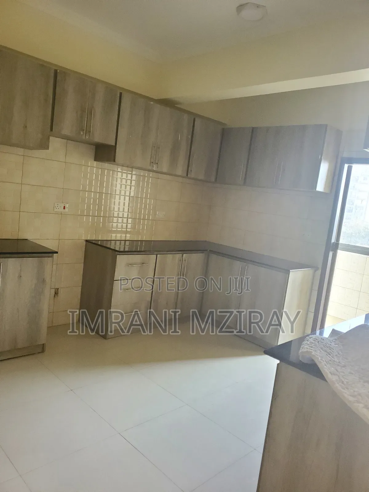 Furnished 3bdrm Apartment in Masaki for sale in Masaki