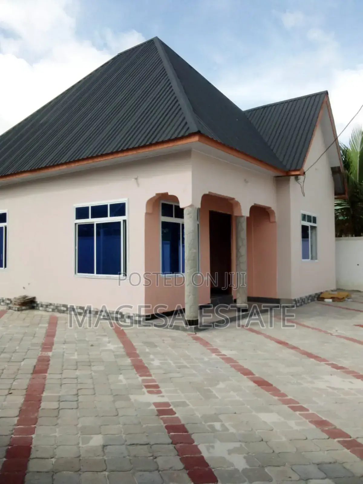 3bdrm House in Kigamboni, Kibada for sale in Kigamboni