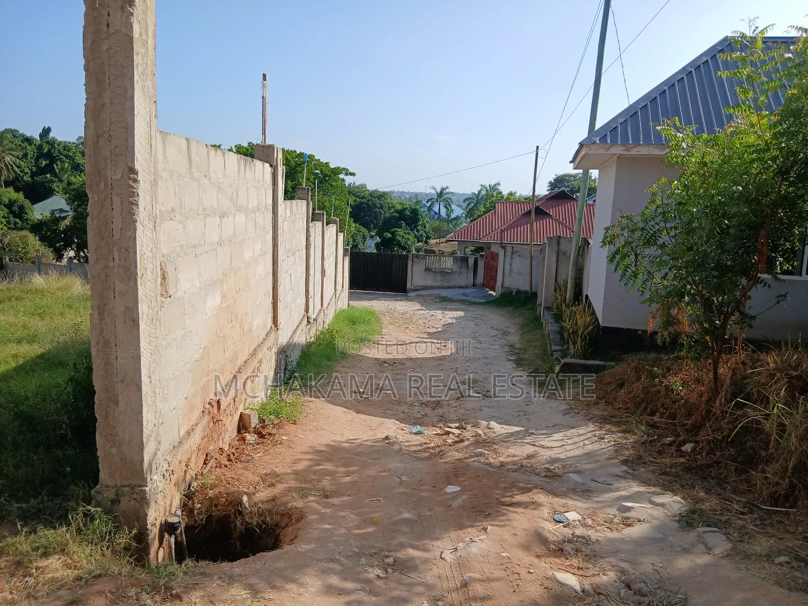 Kiwanja Kinauzwa Goba Centra in Goba