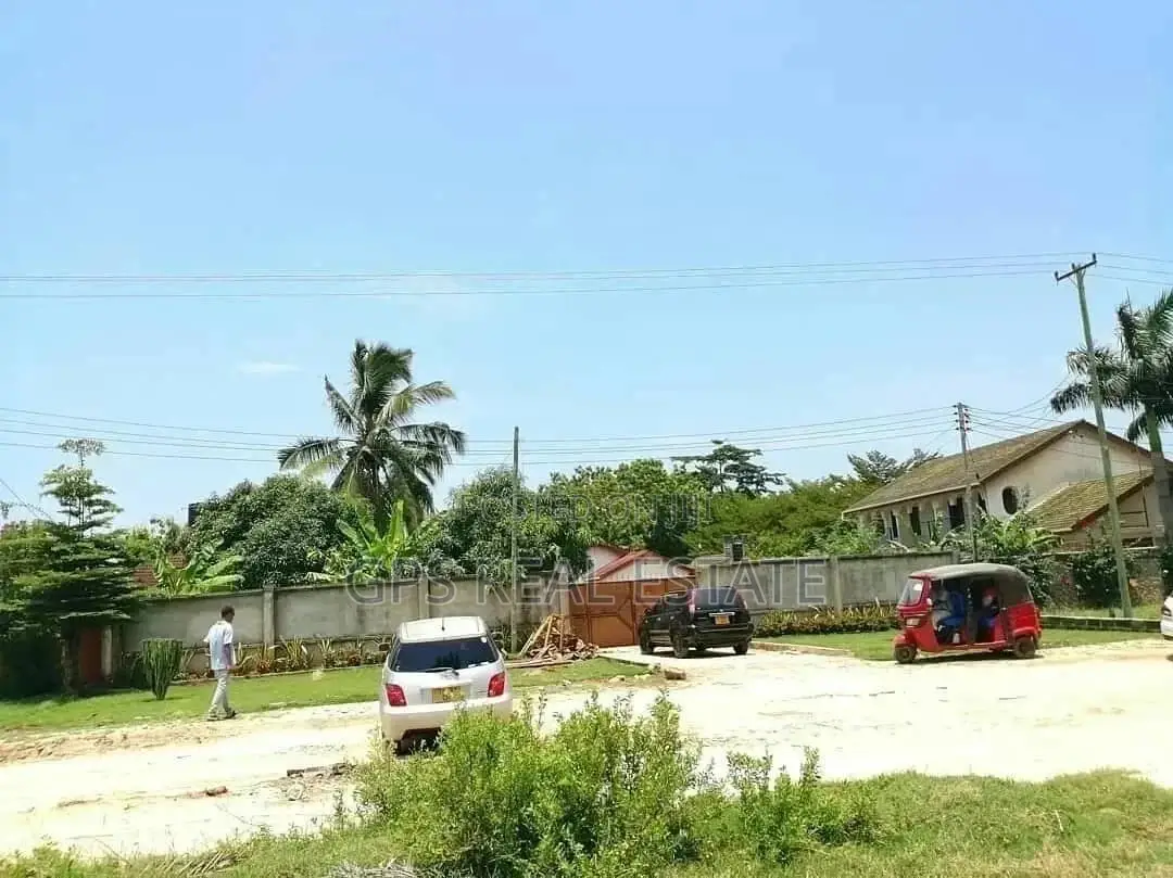 House for Sale at Mbezi Beach Shopers in Kinondoni