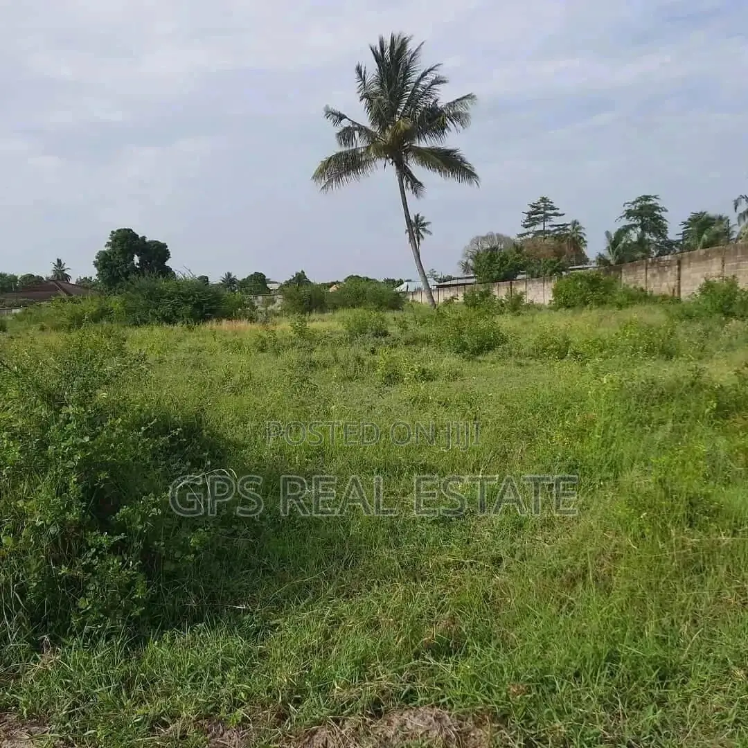 Plott for Sale in Kinondoni