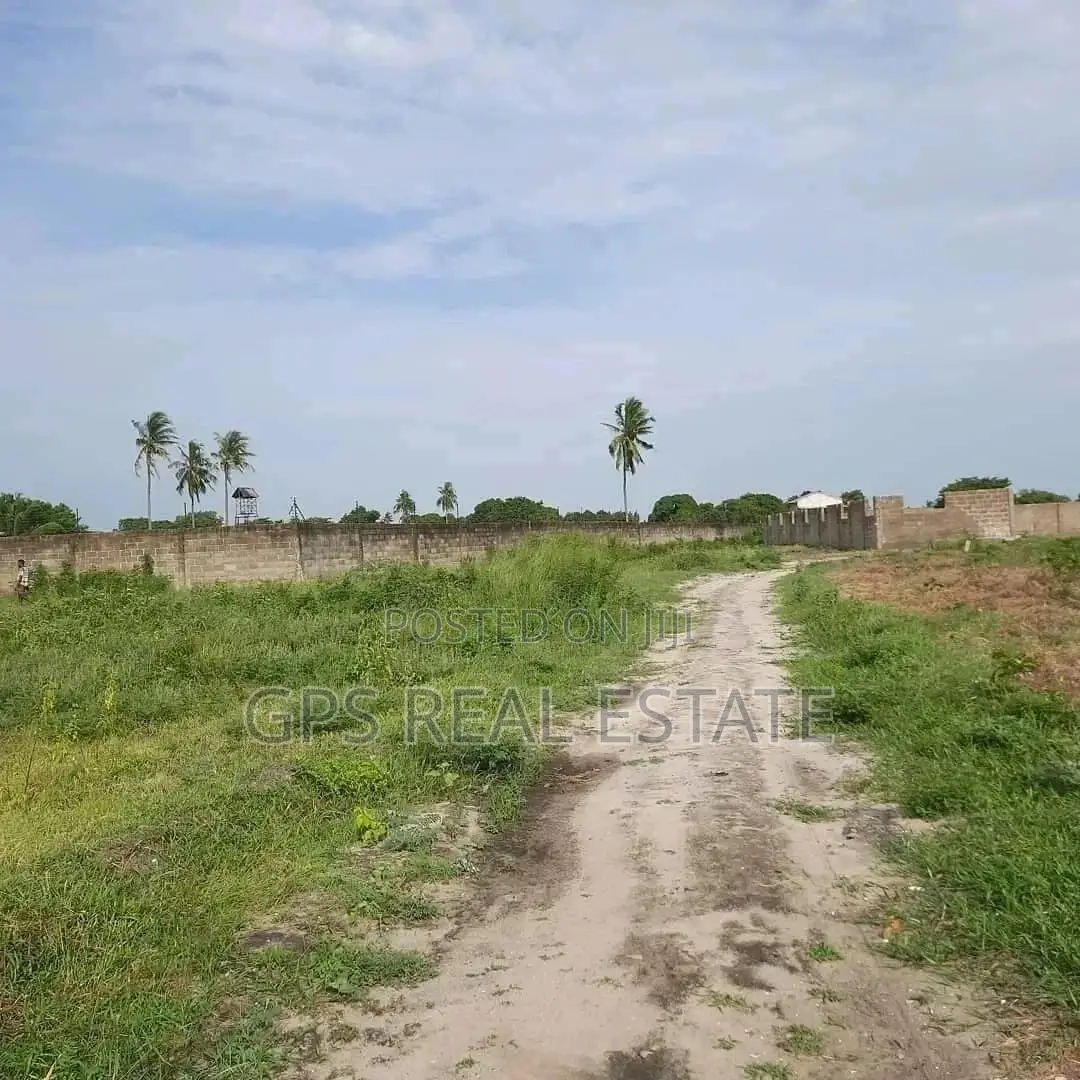 Plott for Sale in Kinondoni