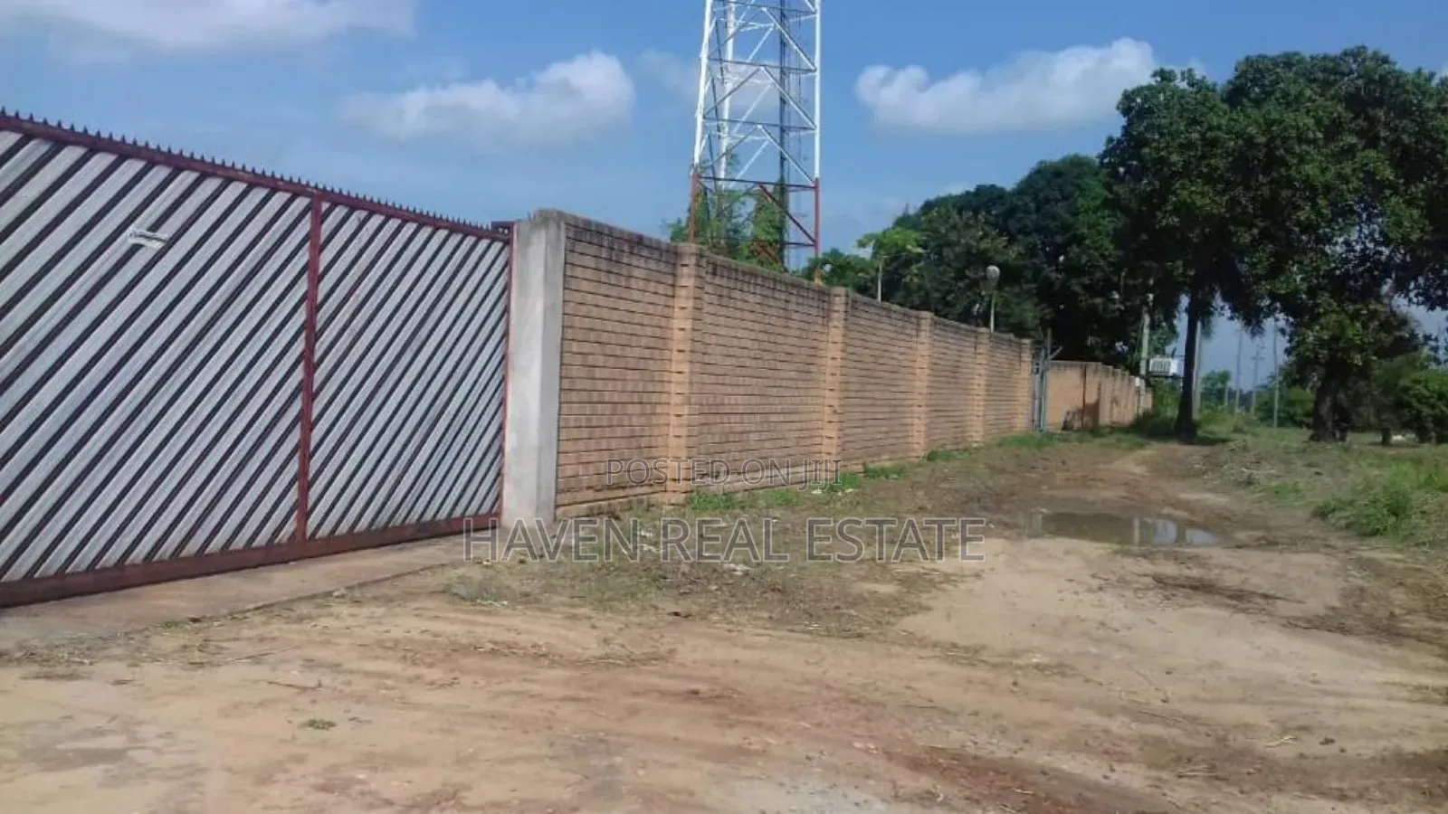 2.3acres Along Main Road Linauzwa Kibaha Visiga in Kibaha