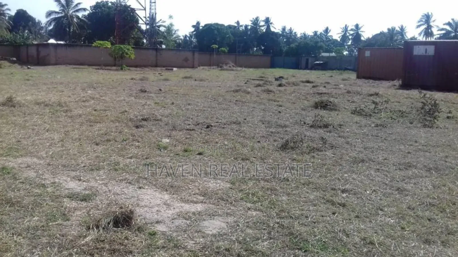 2.3acres Along Main Road Linauzwa Kibaha Visiga in Kibaha
