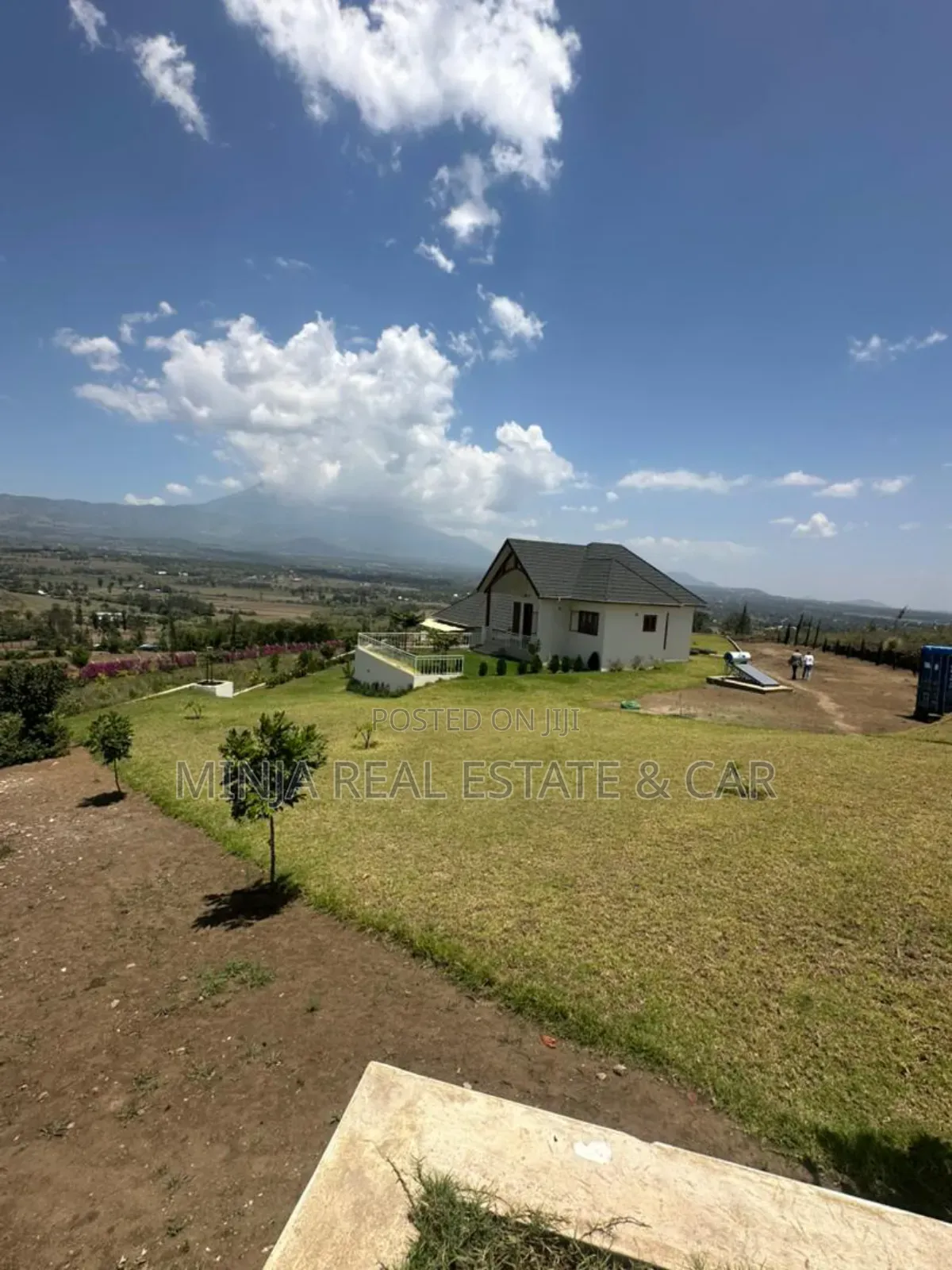 6bdrm House in Arusha for sale in Arusha