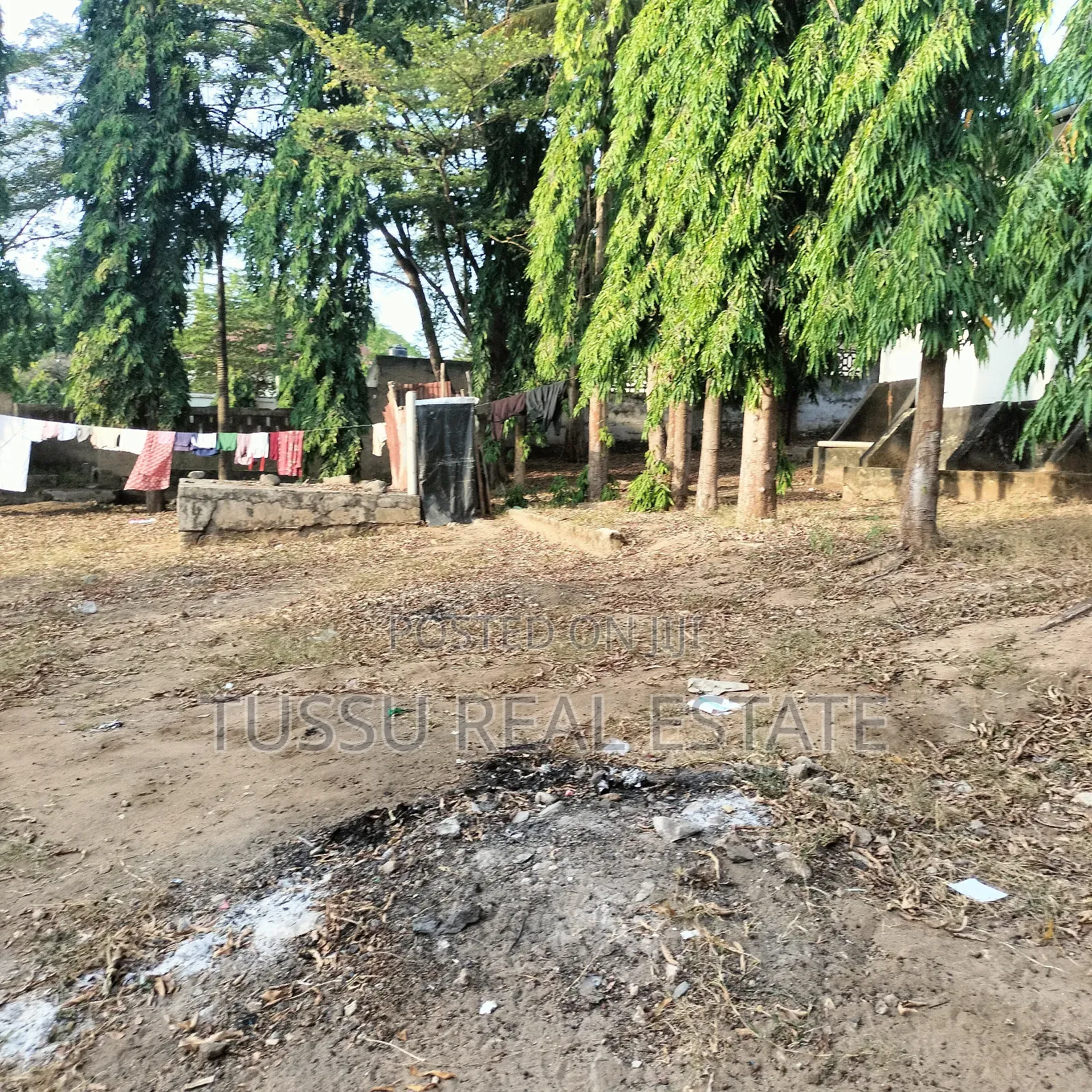 Plot /Farm/House for Sale Salasala Mwisho Wa Lami(1acre) in Kinondoni
