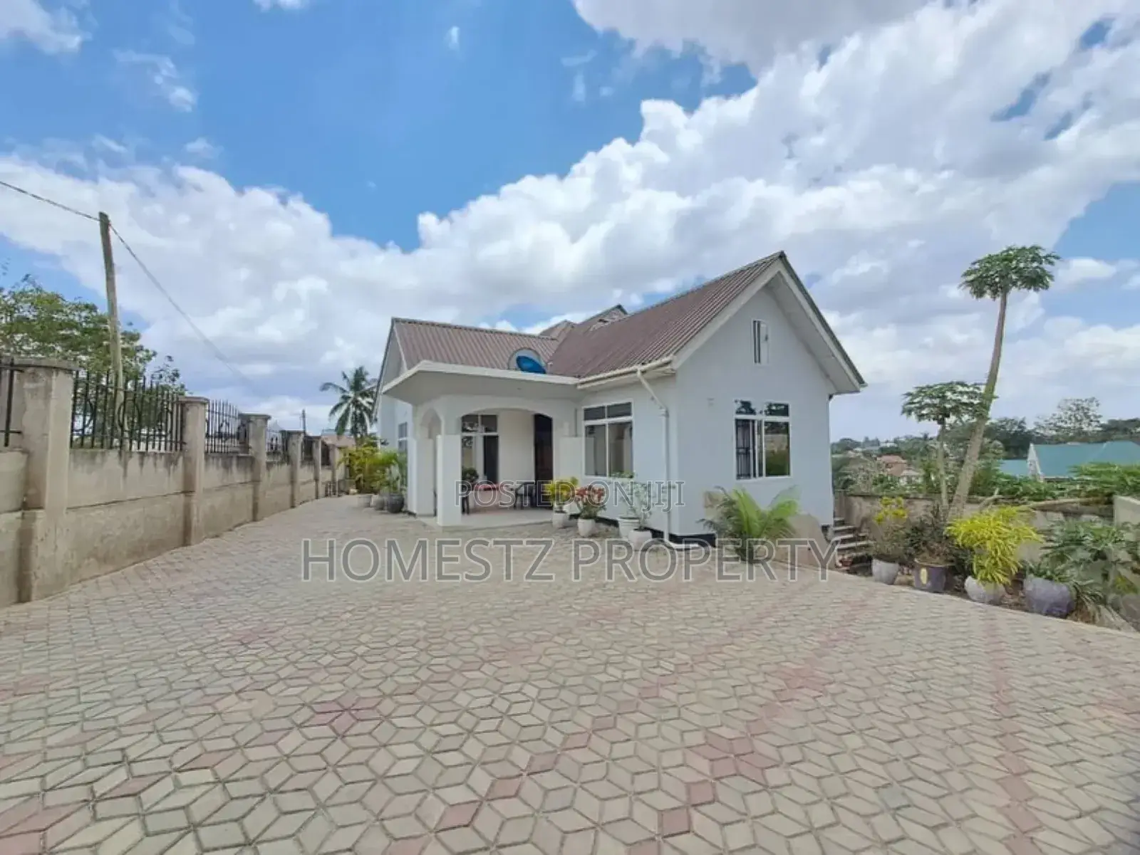 3bdrm House in Kimara Temboni, Kinondoni for sale in Kinondoni