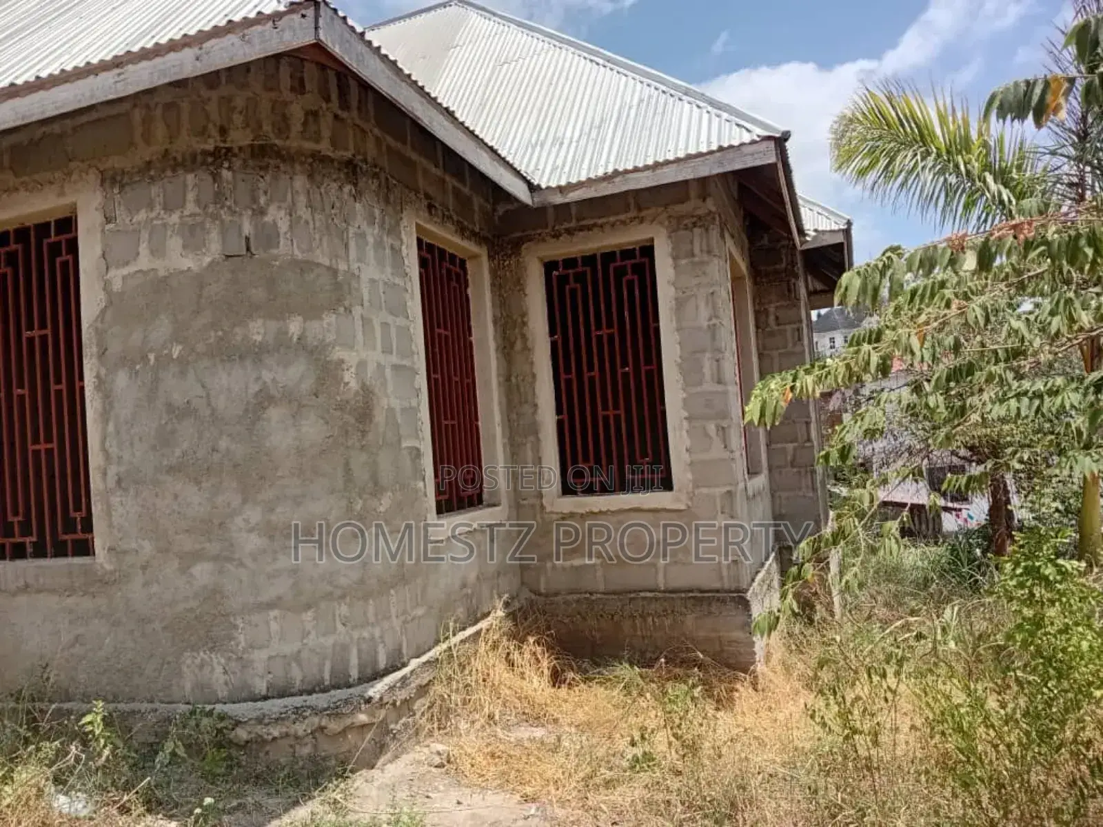 3bdrm House in King'Azi, Kinondoni for sale in Kinondoni