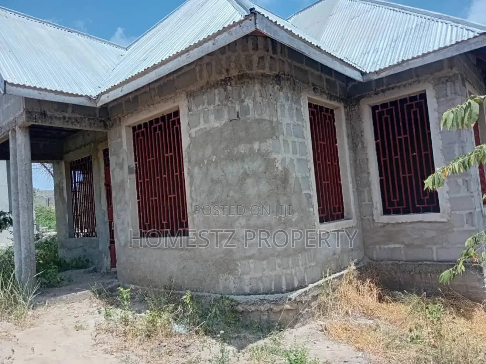 3bdrm House in King'Azi, Kinondoni for sale in Kinondoni
