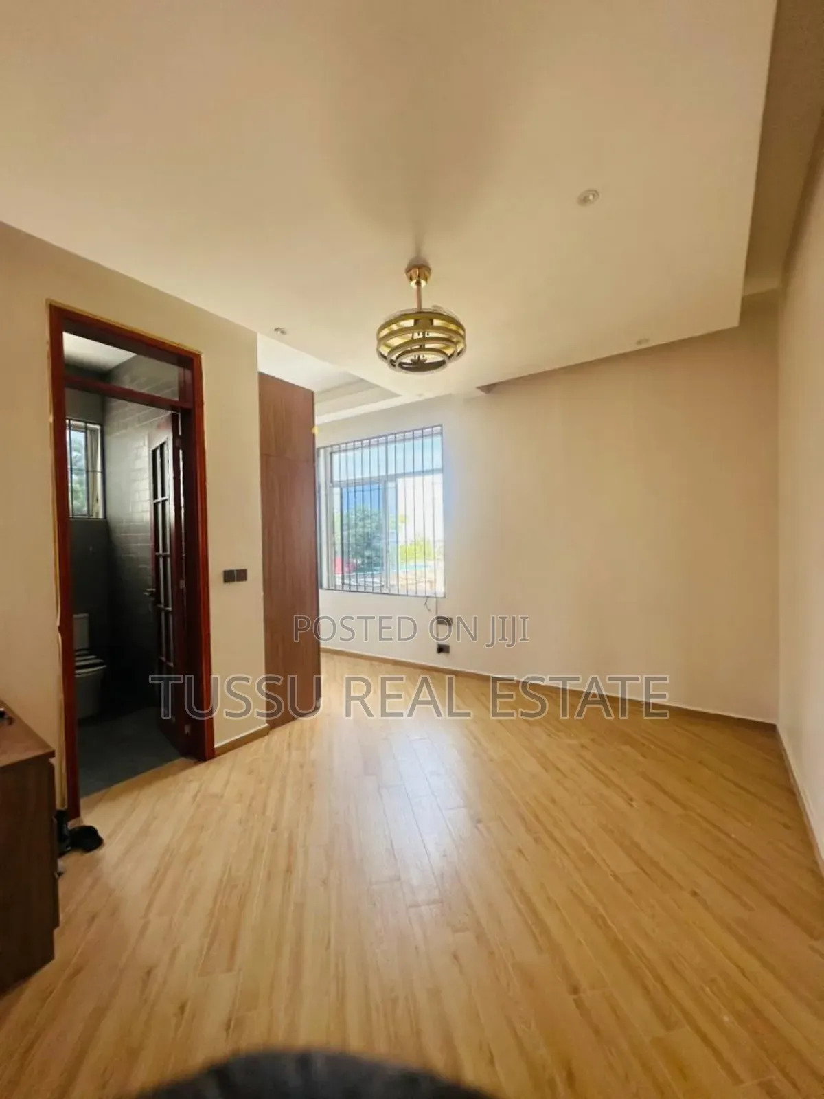 6bdrm House in Mbezibeach for sale in Mbezi Beach