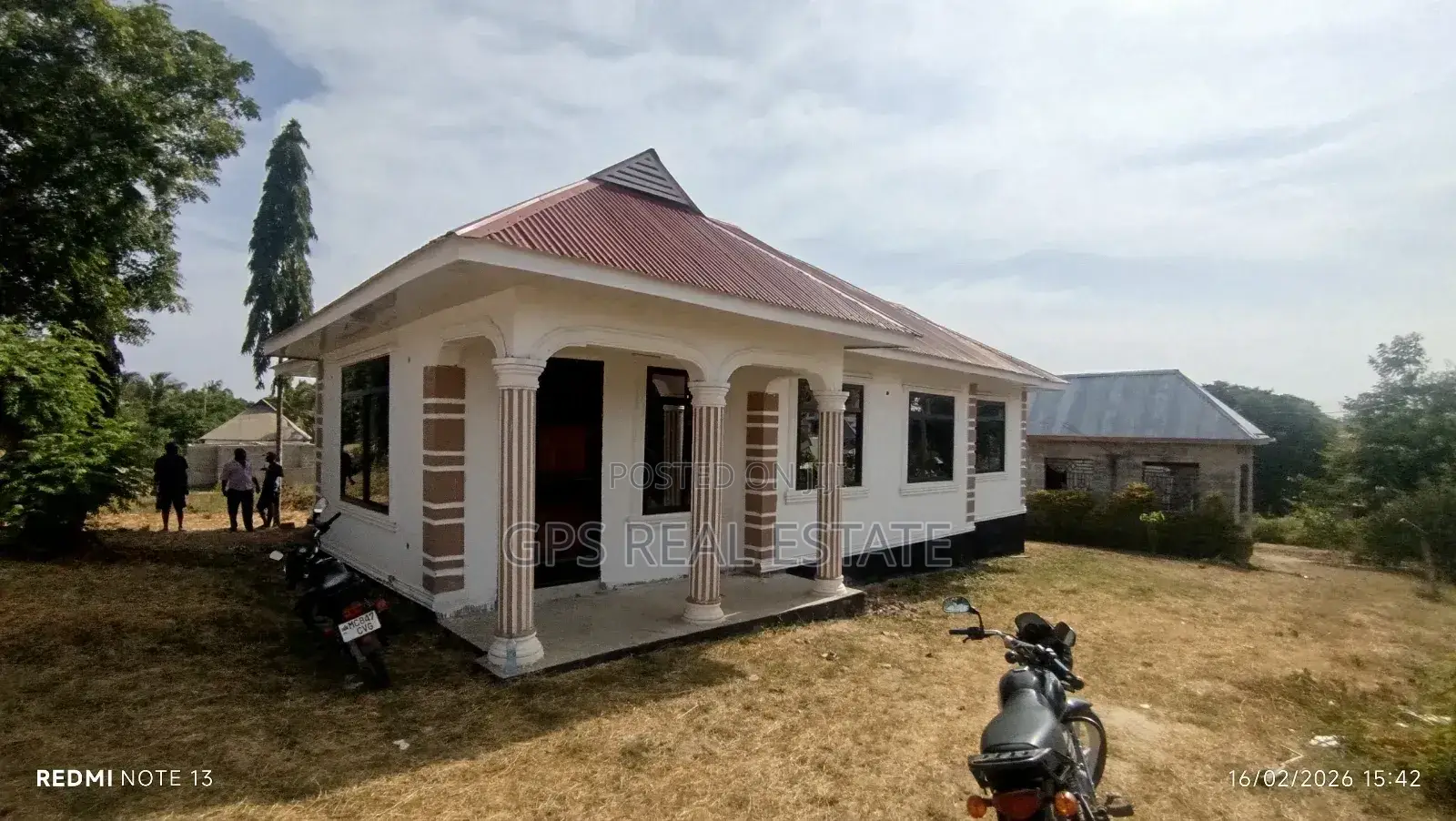 3bdrm House in Msakuzi Kwa Lubaba, Kinondoni for sale in Kinondoni