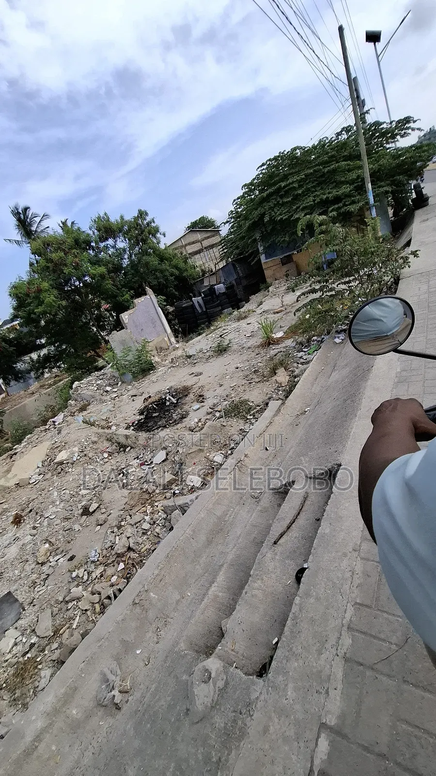 Plot 4 Investment Frem It Look Tarmac in Kinondoni