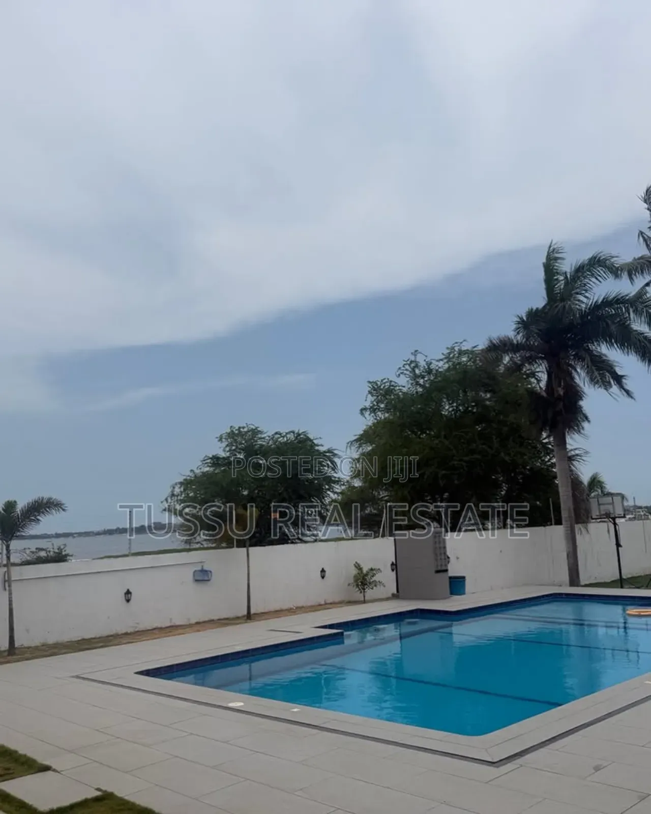 Furnished 5bdrm Villa in Mikochen, Mikocheni for rent in Mikocheni