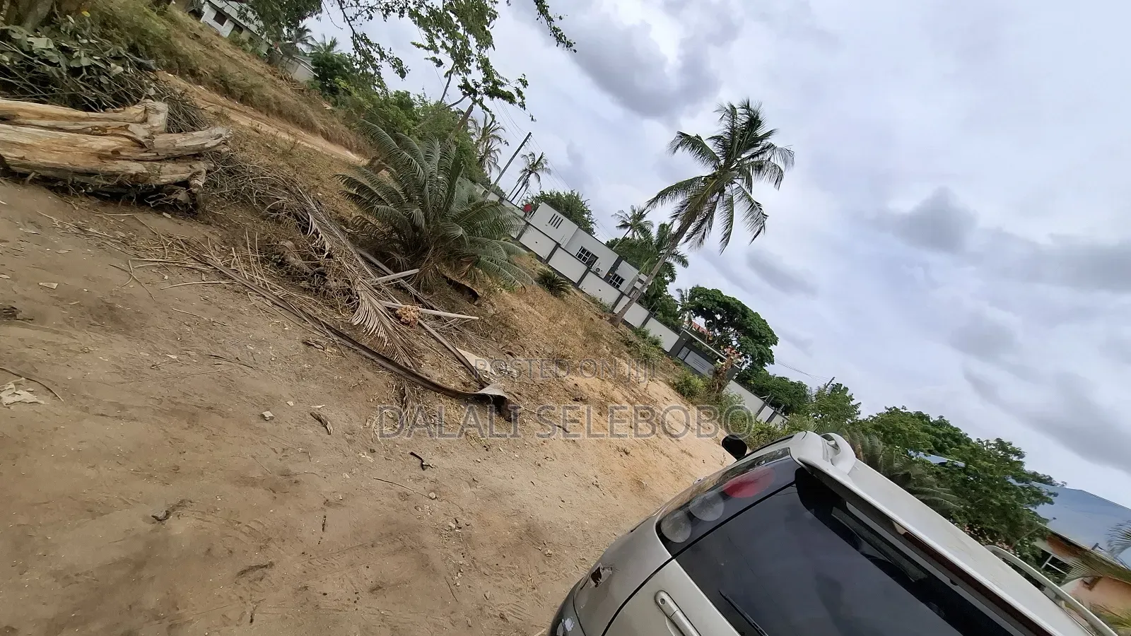 5bdrm Bungalow in Kinondoni for sale in Kinondoni