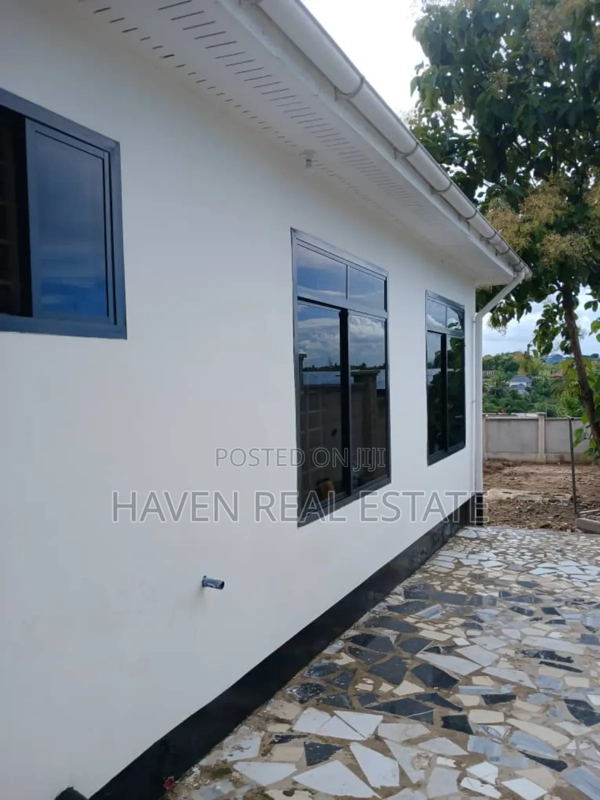 3bdrm House in Goba for sale in Goba