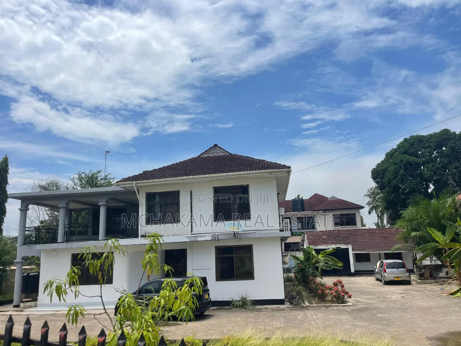 5bdrm Block of Flats in Mchakama Real Estate, Mikocheni for sale in Mikocheni