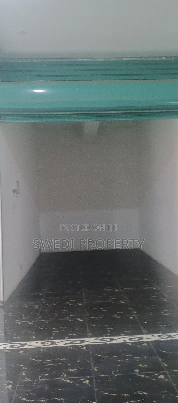 Shop for Rent in Kariakoo Msimbazi Street in Kariakoo