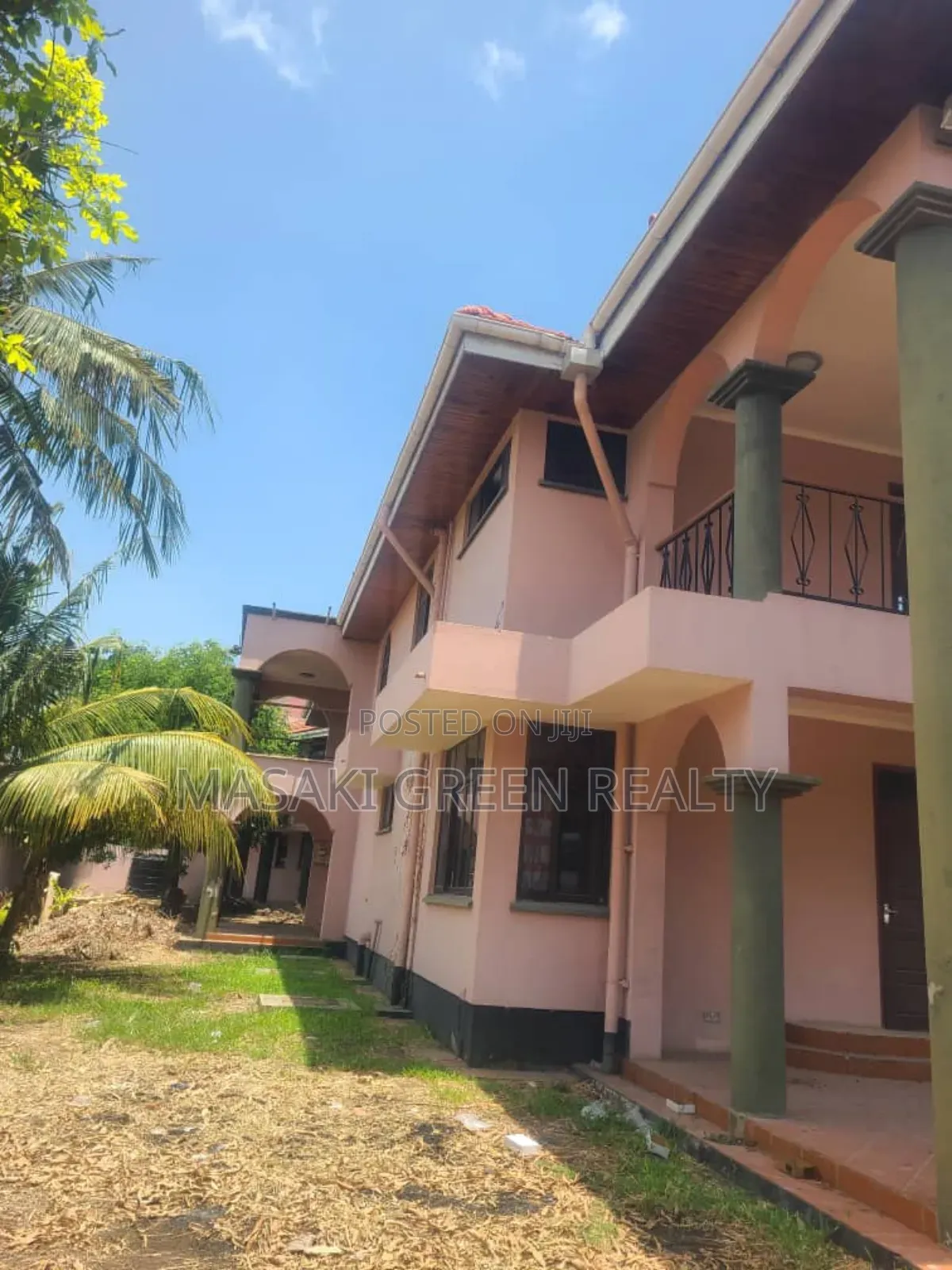 8bdrm House in Reagent Estate, Mbezi Beach for sale in Mbezi Beach