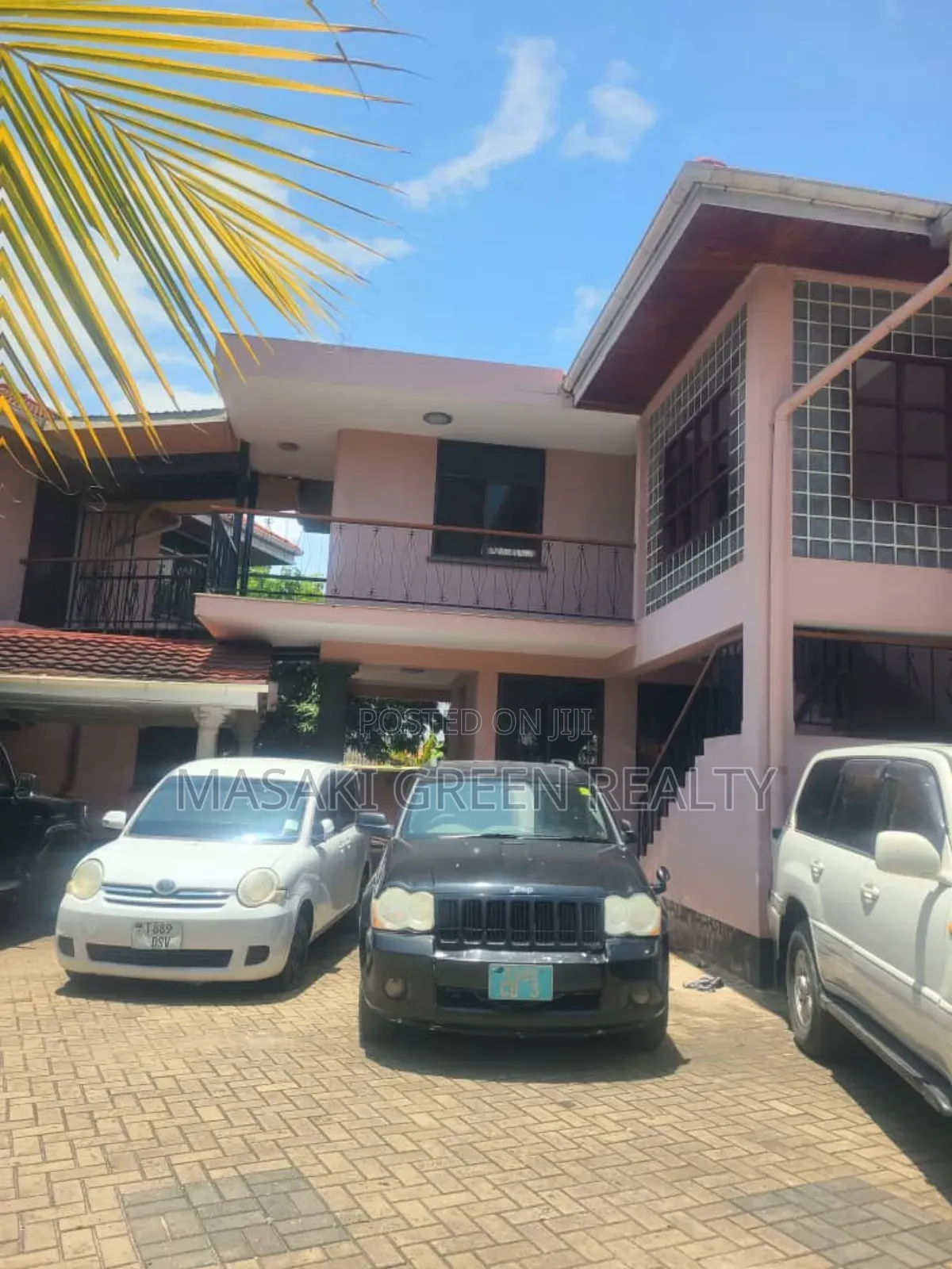 8bdrm House in Reagent Estate, Mbezi Beach for sale in Mbezi Beach