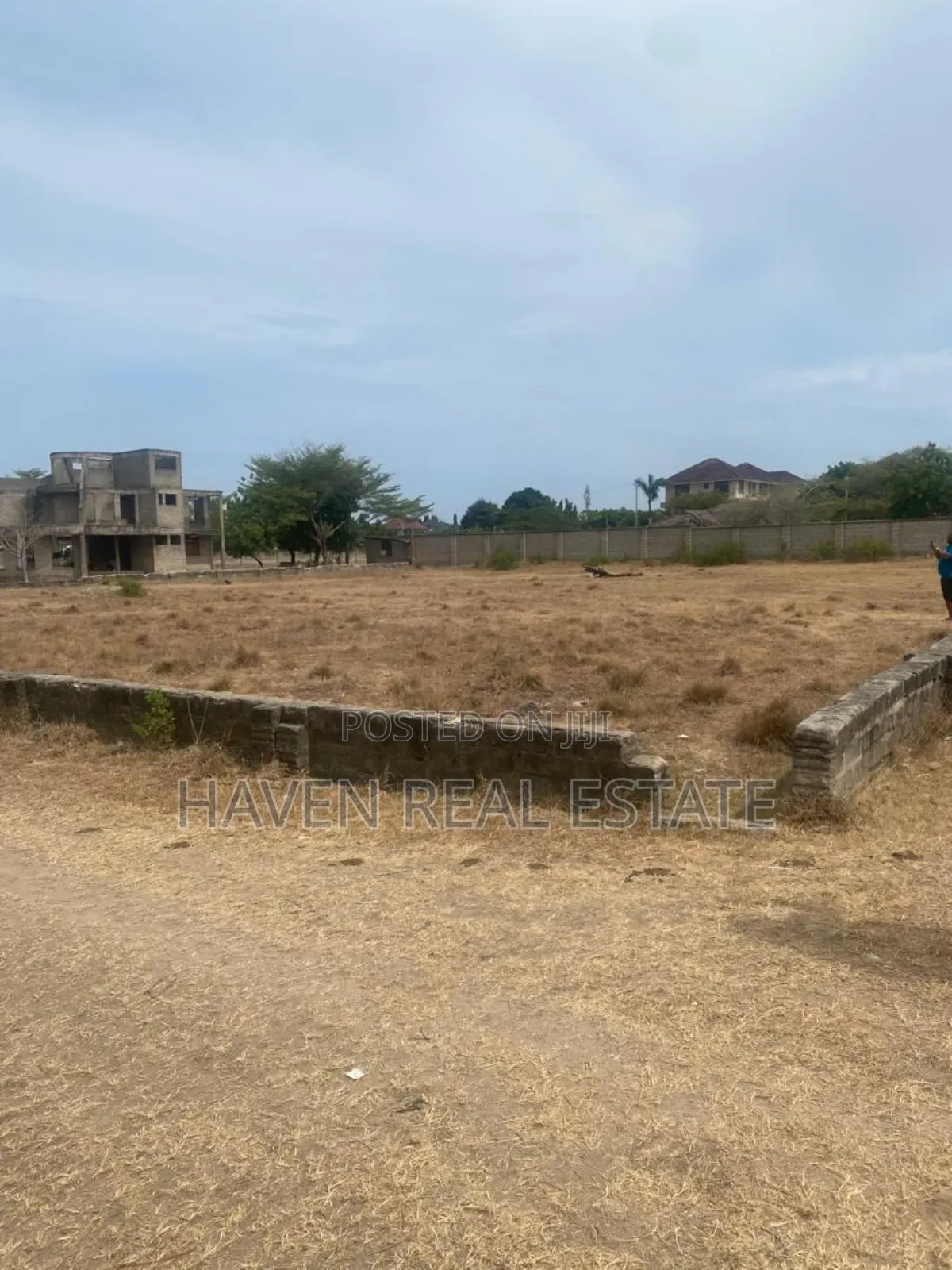 Plot Inauzwa Bahari Beach in Kunduchi