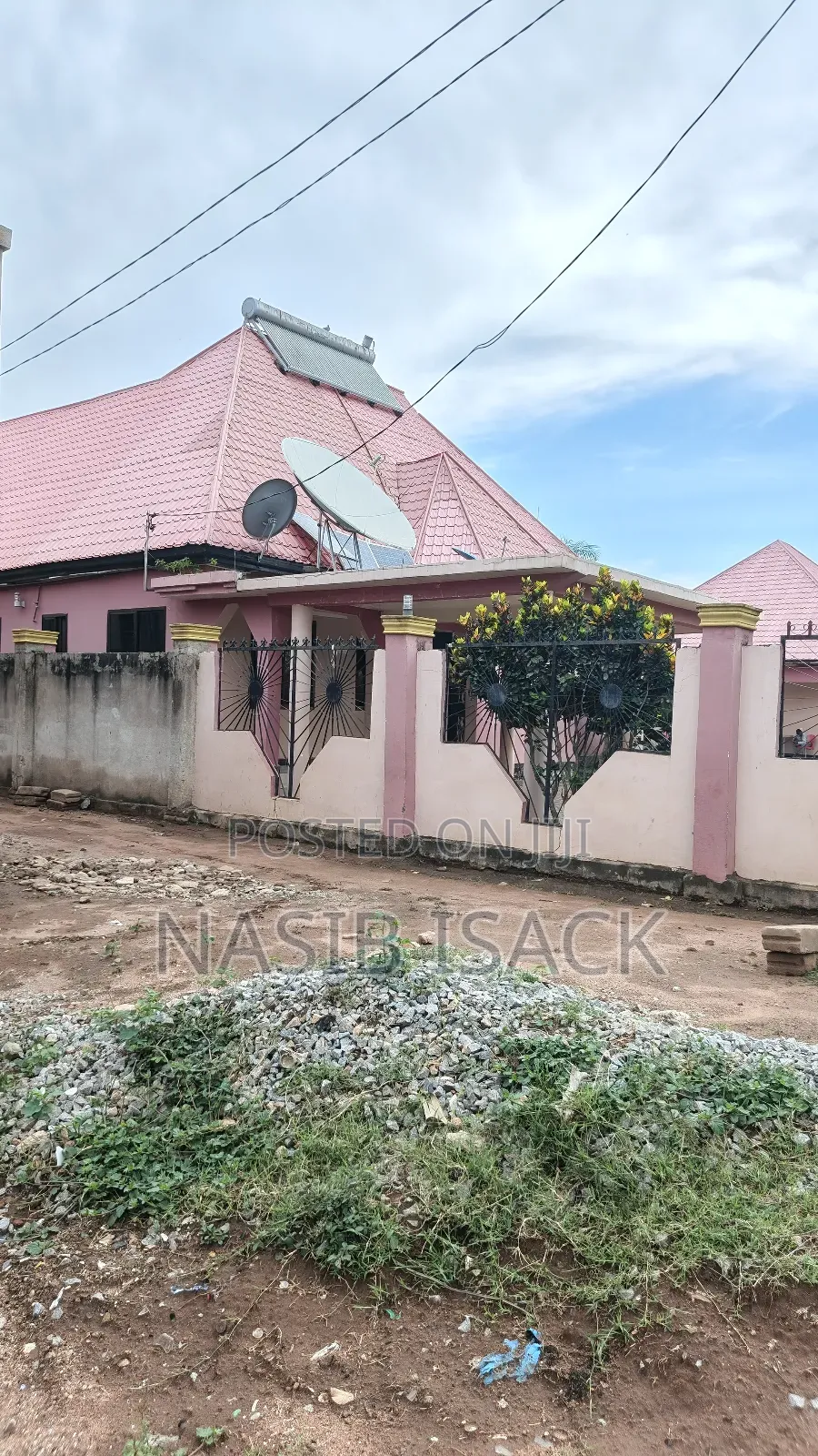 Lodge/Bar for Sale Mwanza Luchelele in Nyamagana