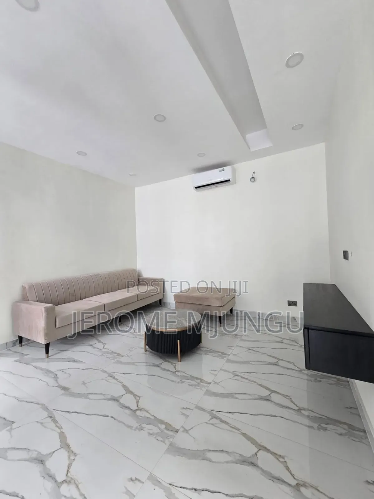 Furnished 5bdrm Villa in Oyster Bay for rent in Oyster Bay