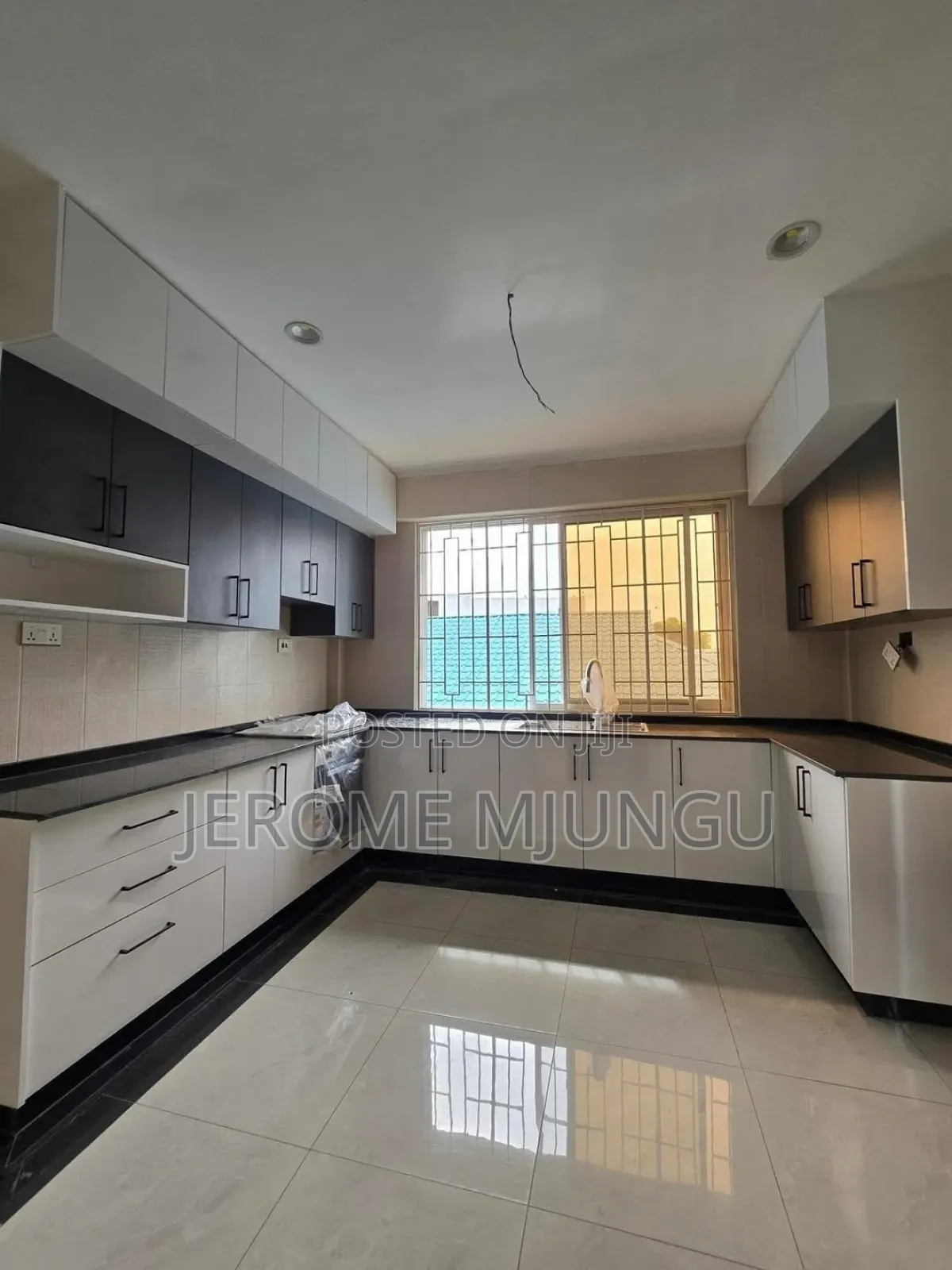 3bdrm Apartment in Msasani for rent in Msasani