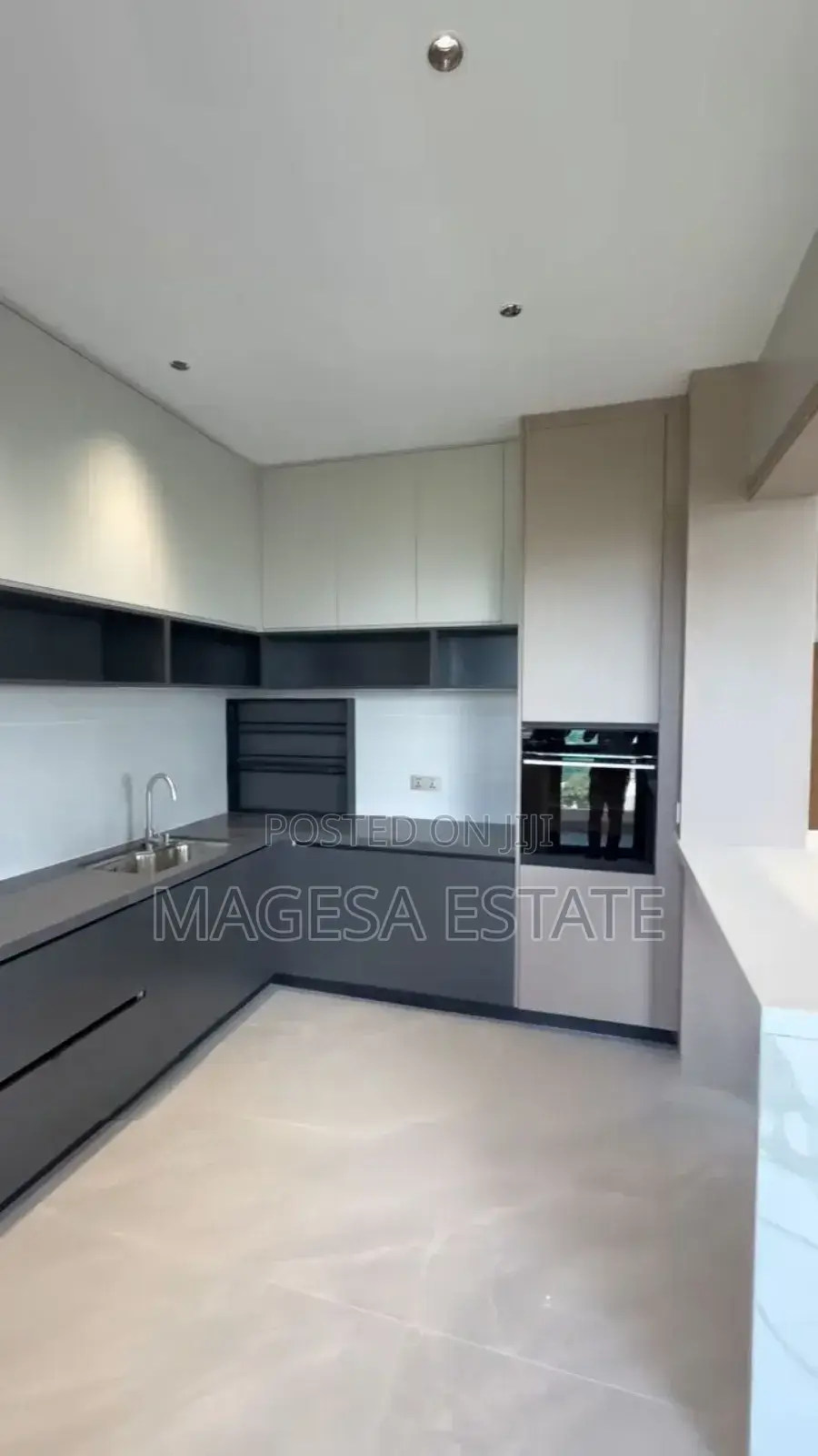 Furnished 3bdrm Apartment in Masaki for sale in Masaki