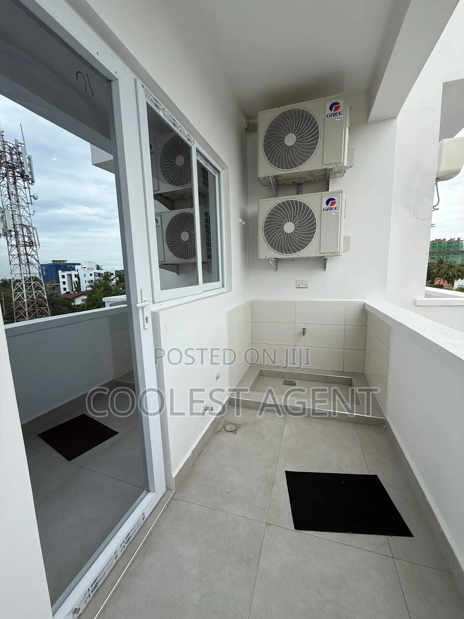 Furnished 3bdrm Apartment in Coolest Estate, Masaki for rent in Masaki