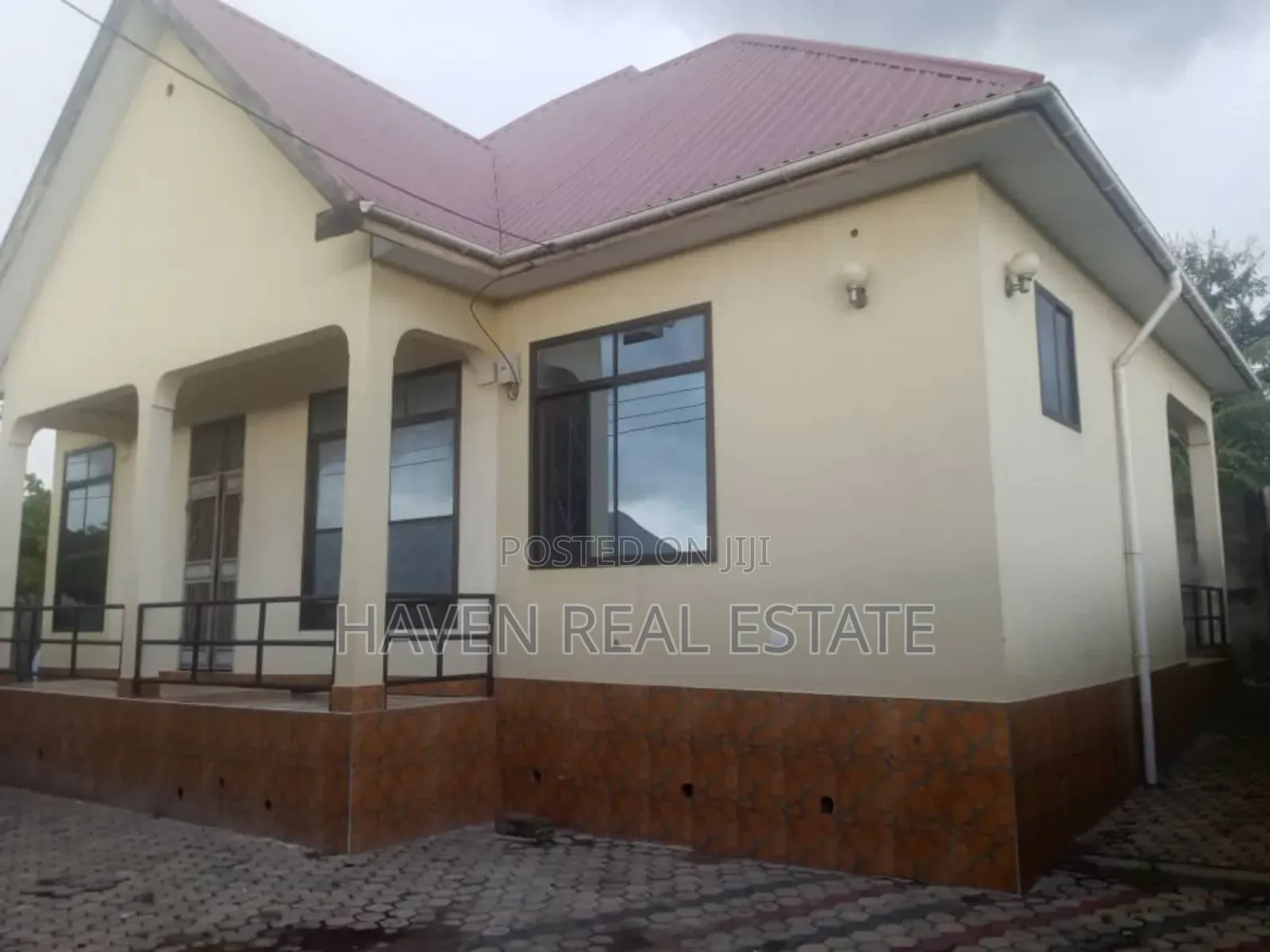3bdrm House in Mbezi for sale in Mbezi