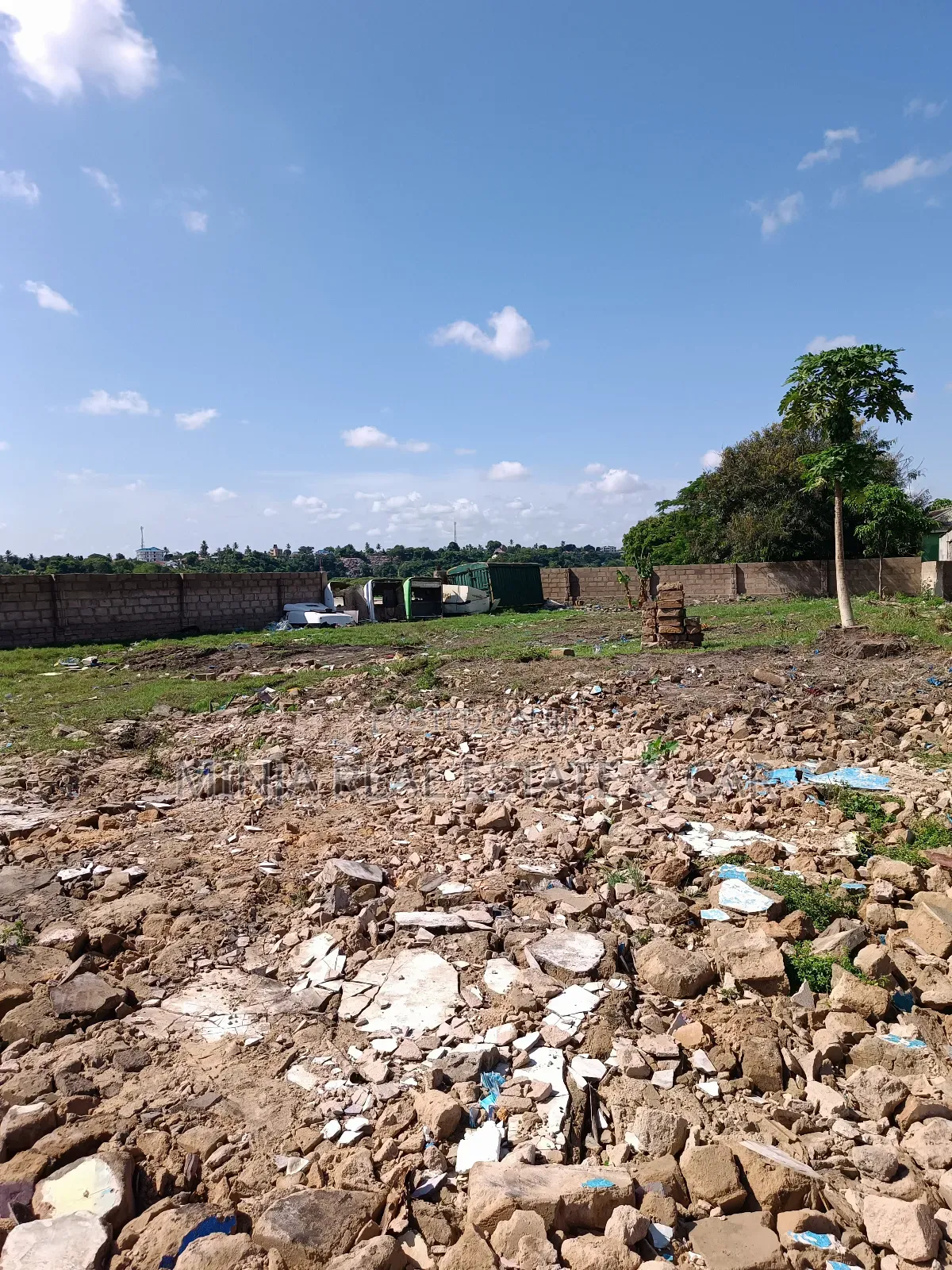 Yard for Sale Mtoni Kwa Aziz Aly Close to Dar Es Salaam Port in Mtoni